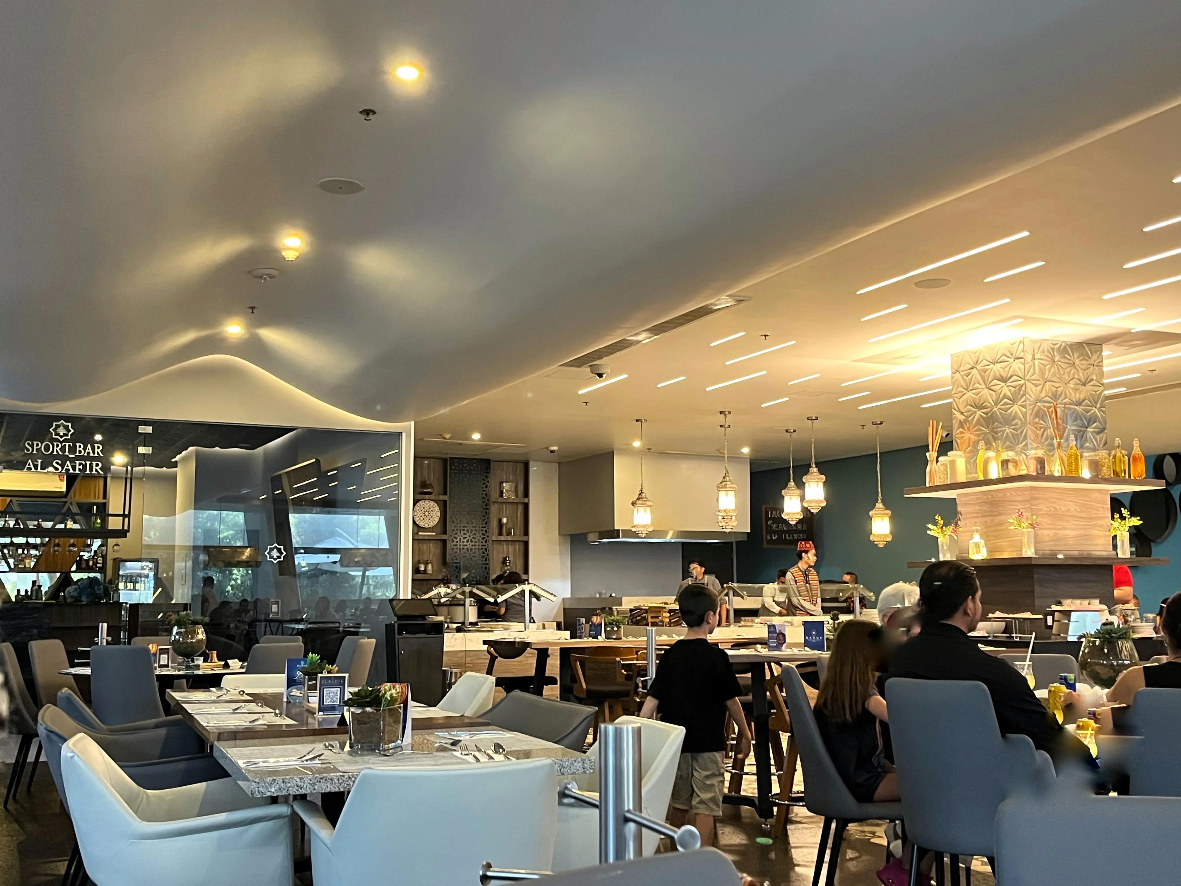 AL BARUK Mediterranean Cuisine & Bar image 4