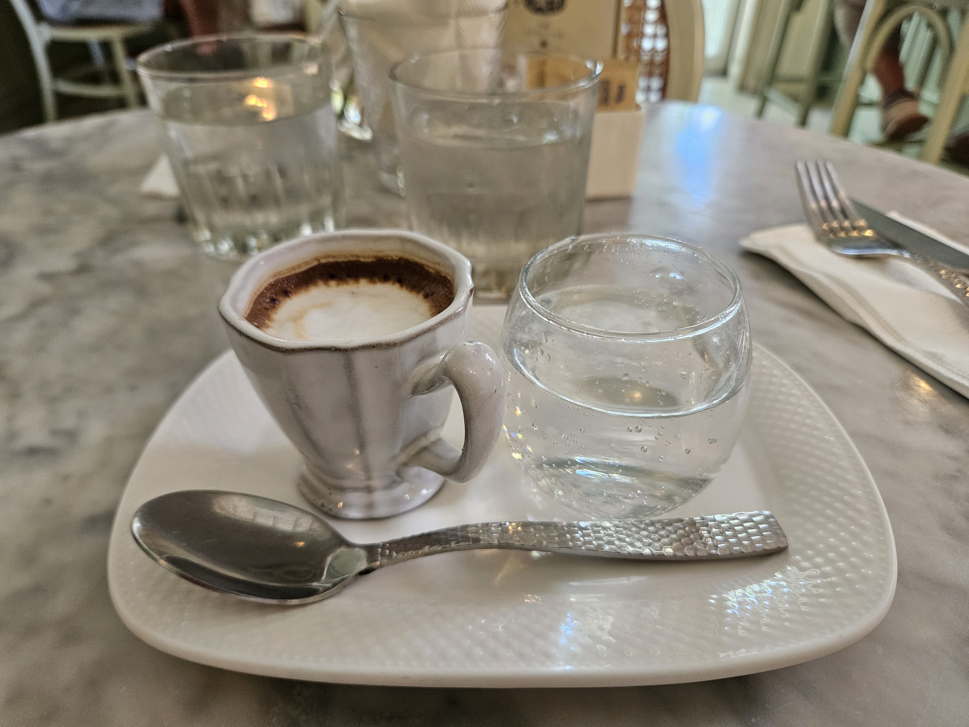 T'HŌ Aperitivo Restaurante image 7