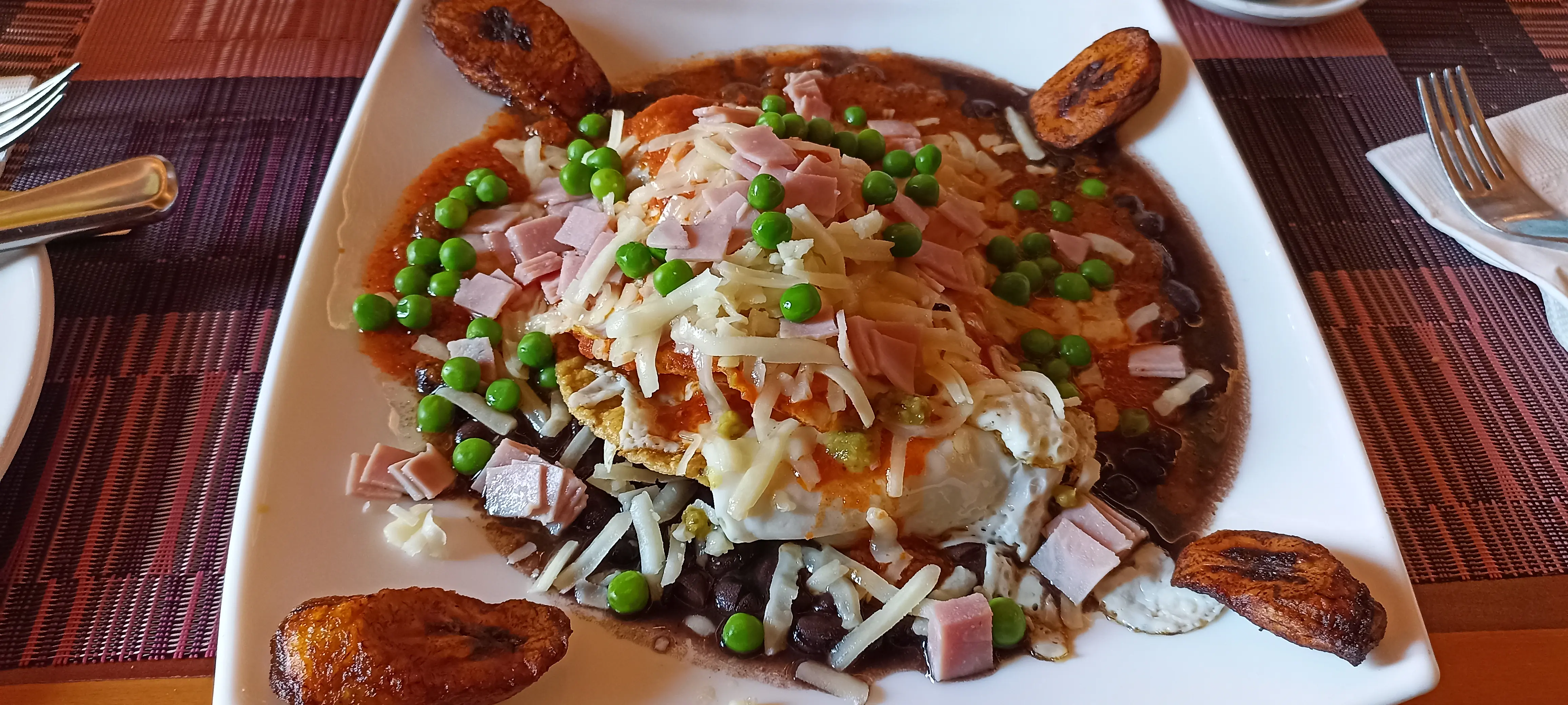 Pan y Pasteles Tala image 8