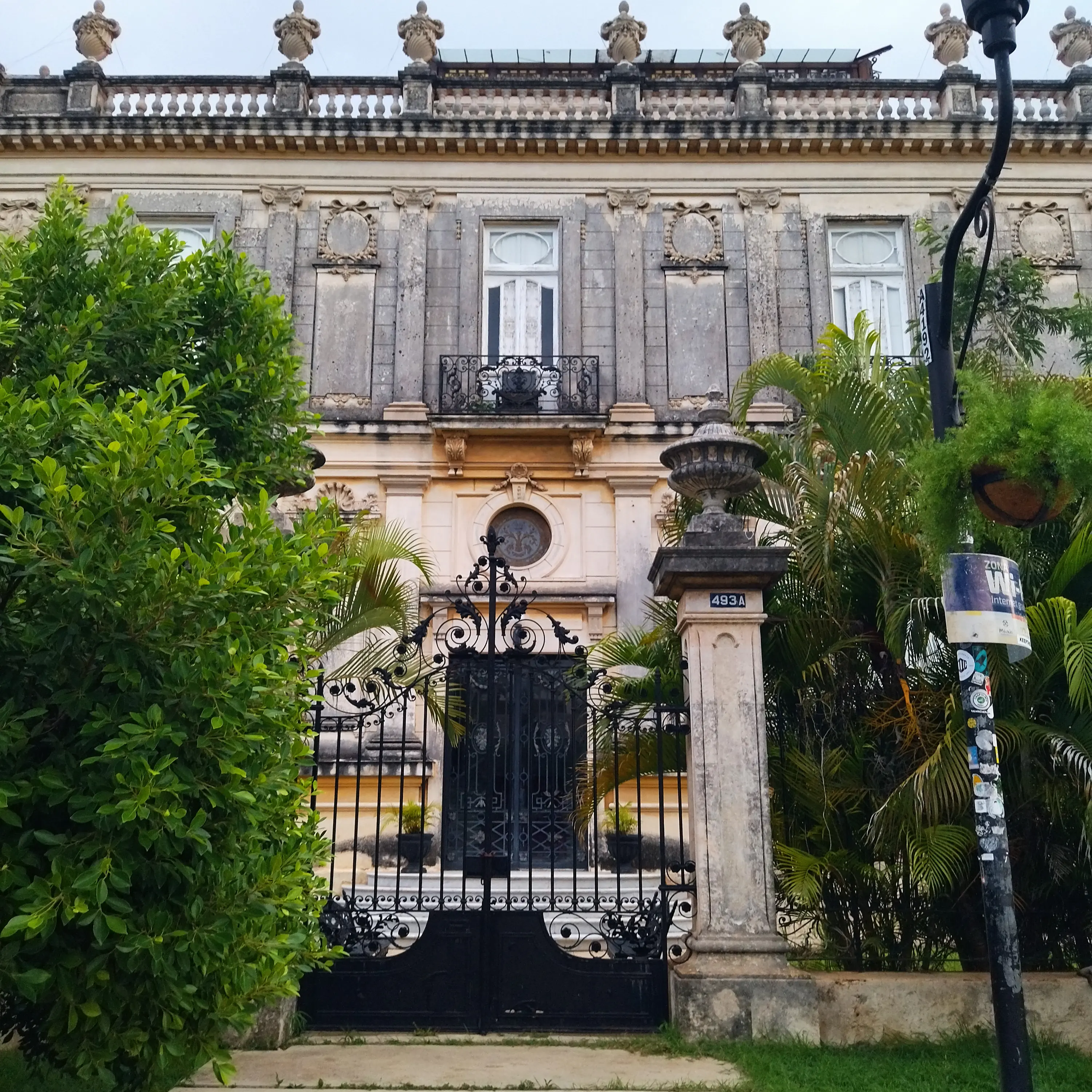 La Luna Sul Mare image 3