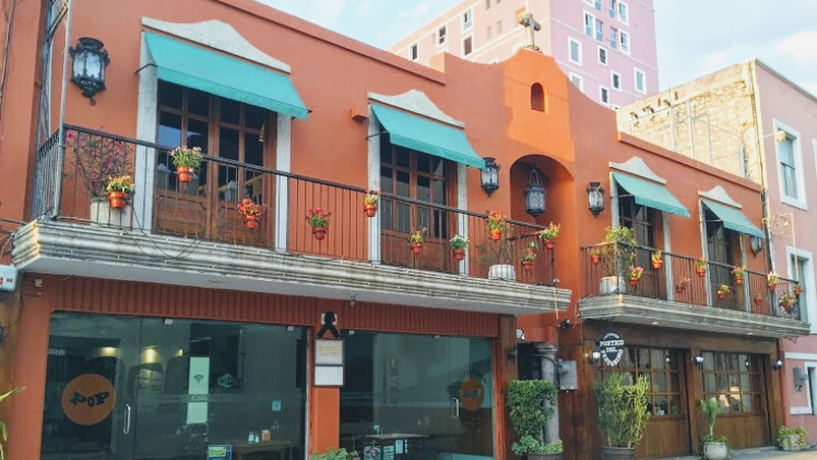 Cafetería Pop y Restaurante Pórtico del Peregrino image 3