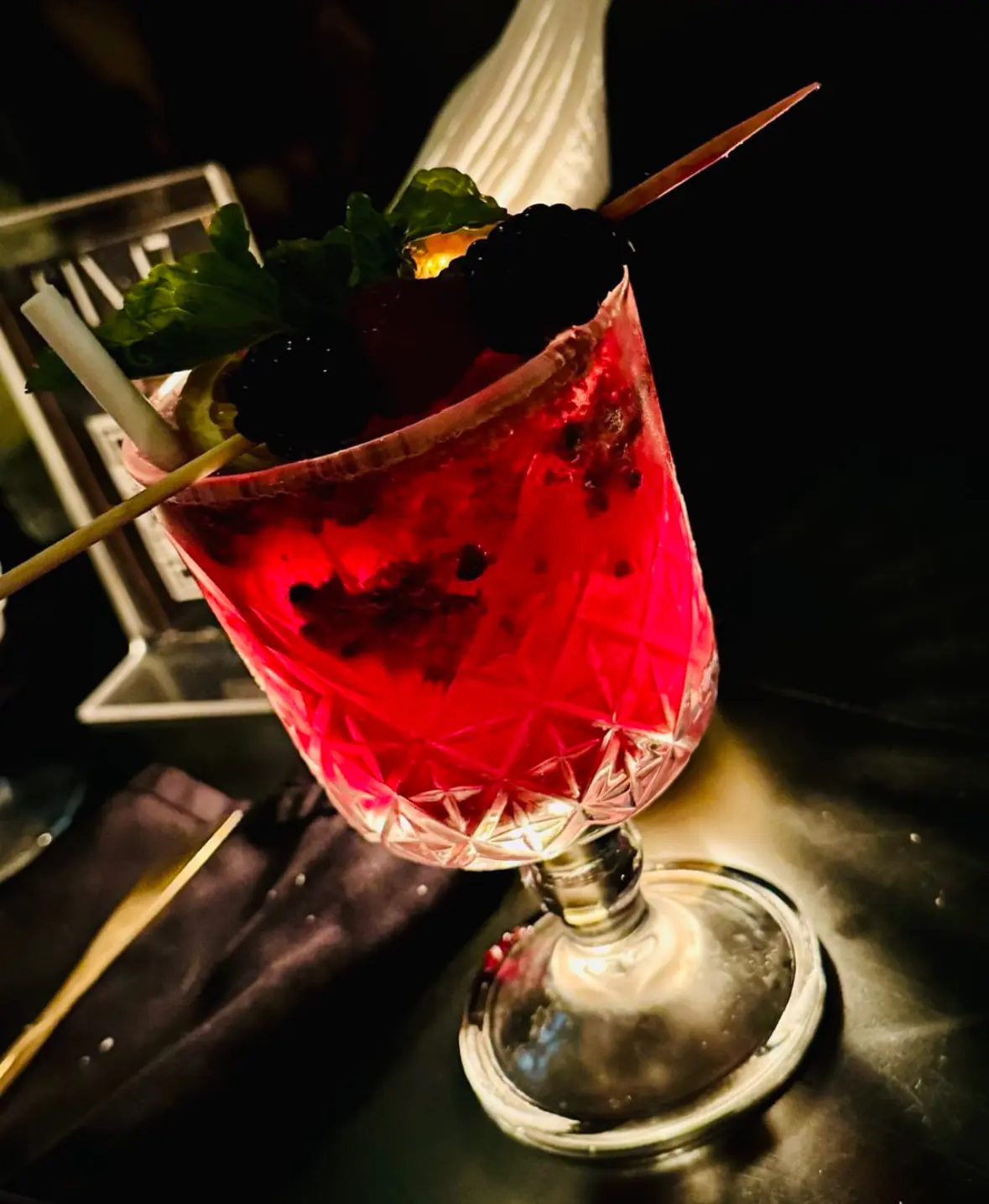 GIN 47 Mixology & Kitchen | Restaurant Bar Mérida Yucatán image 4