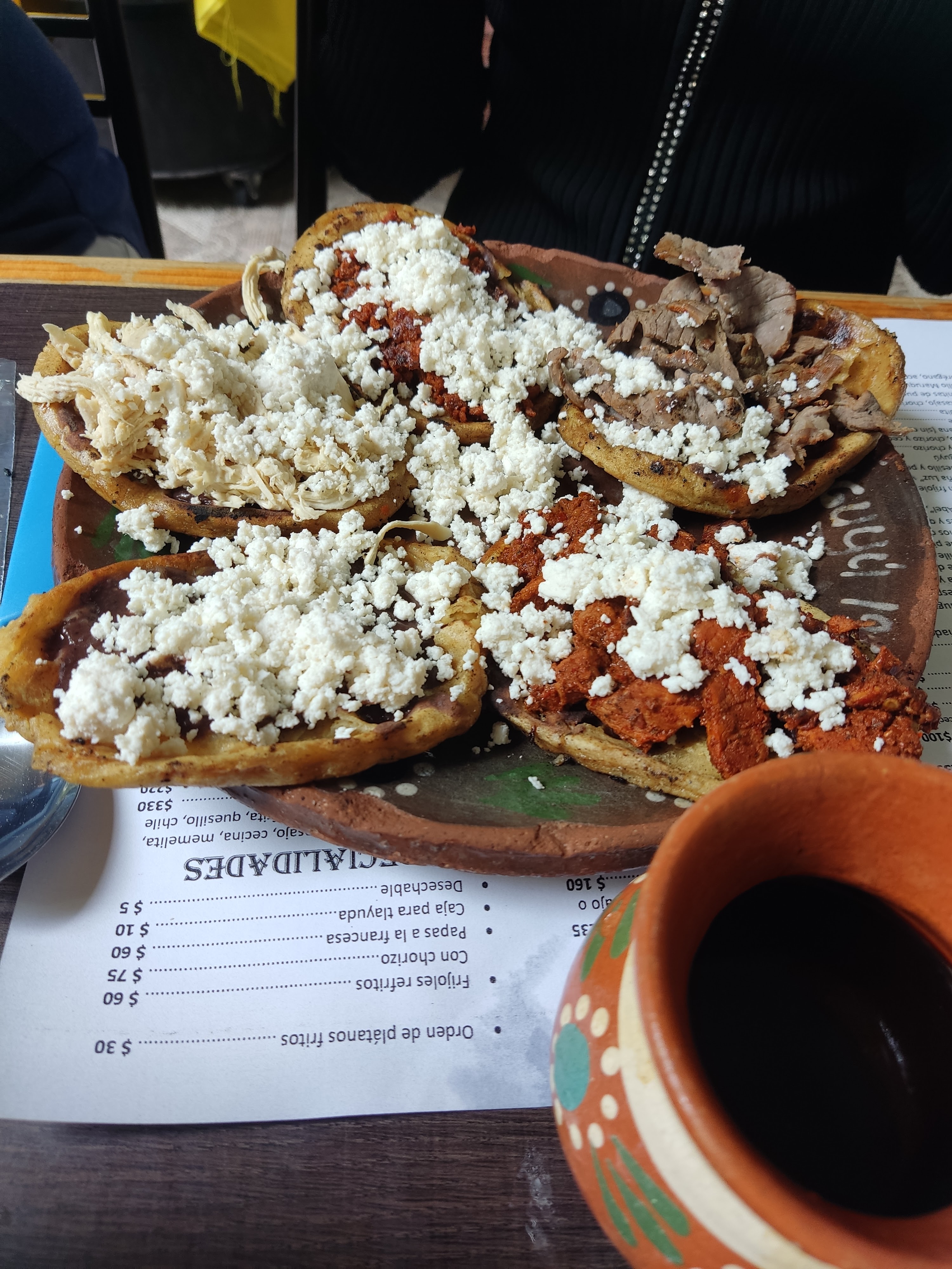 Tanguyú Restaurante Oaxaqueño image 8