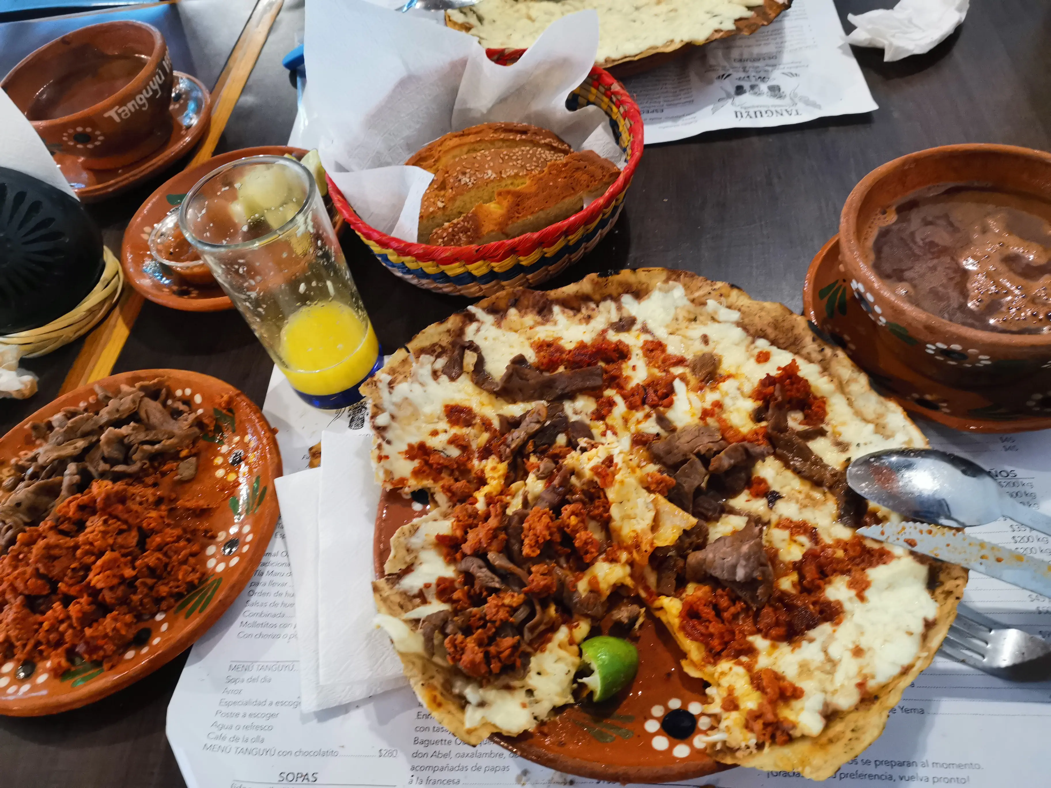 Tanguyú Restaurante Oaxaqueño image 9