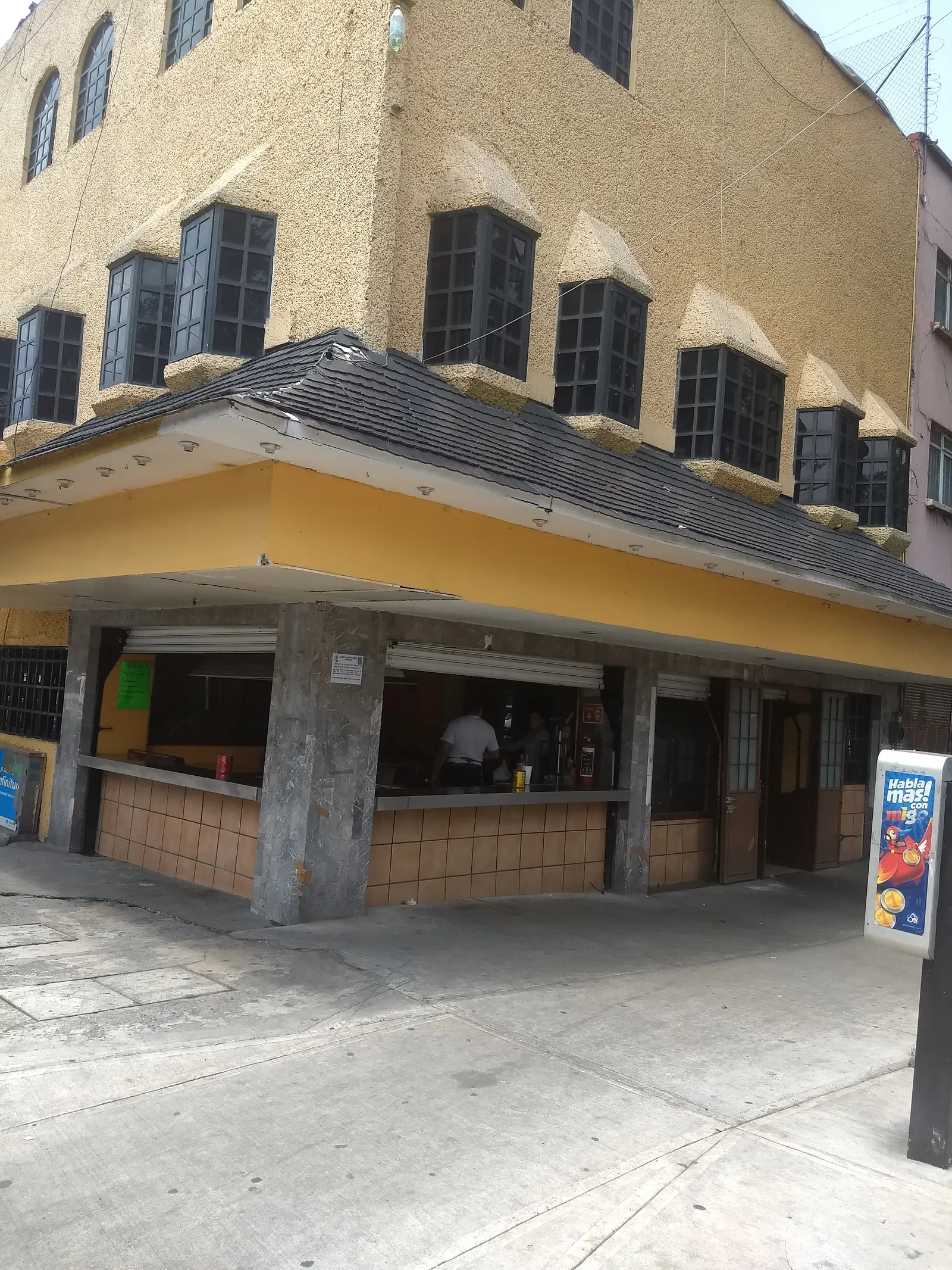 El Carnal image 3