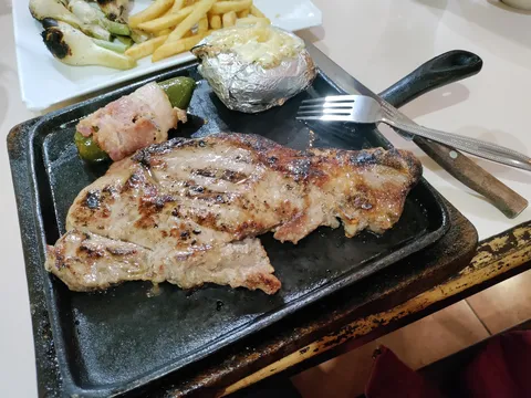 El Carnal image 5