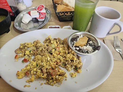 La Bufetera image 3