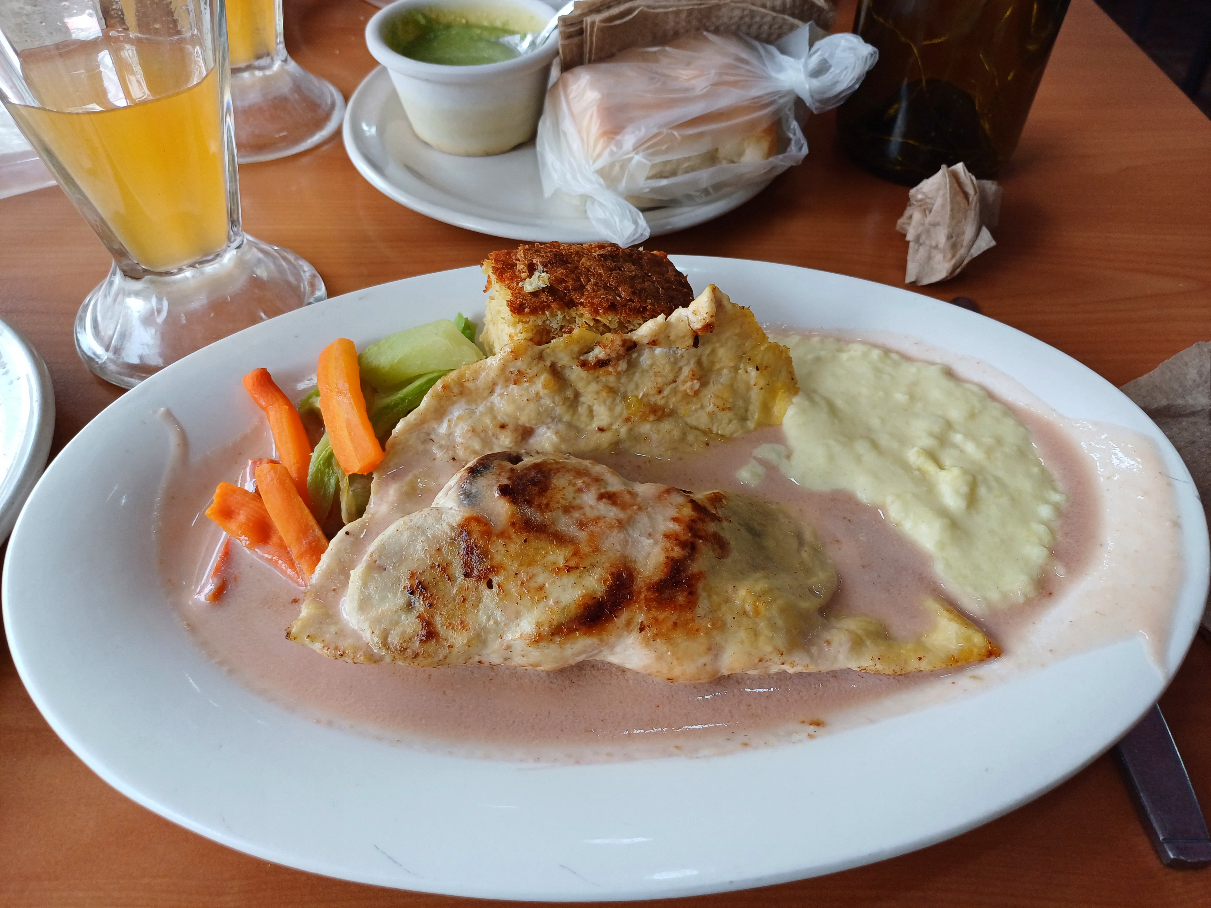 Los Secretos de los Abuelos Javieres image 4