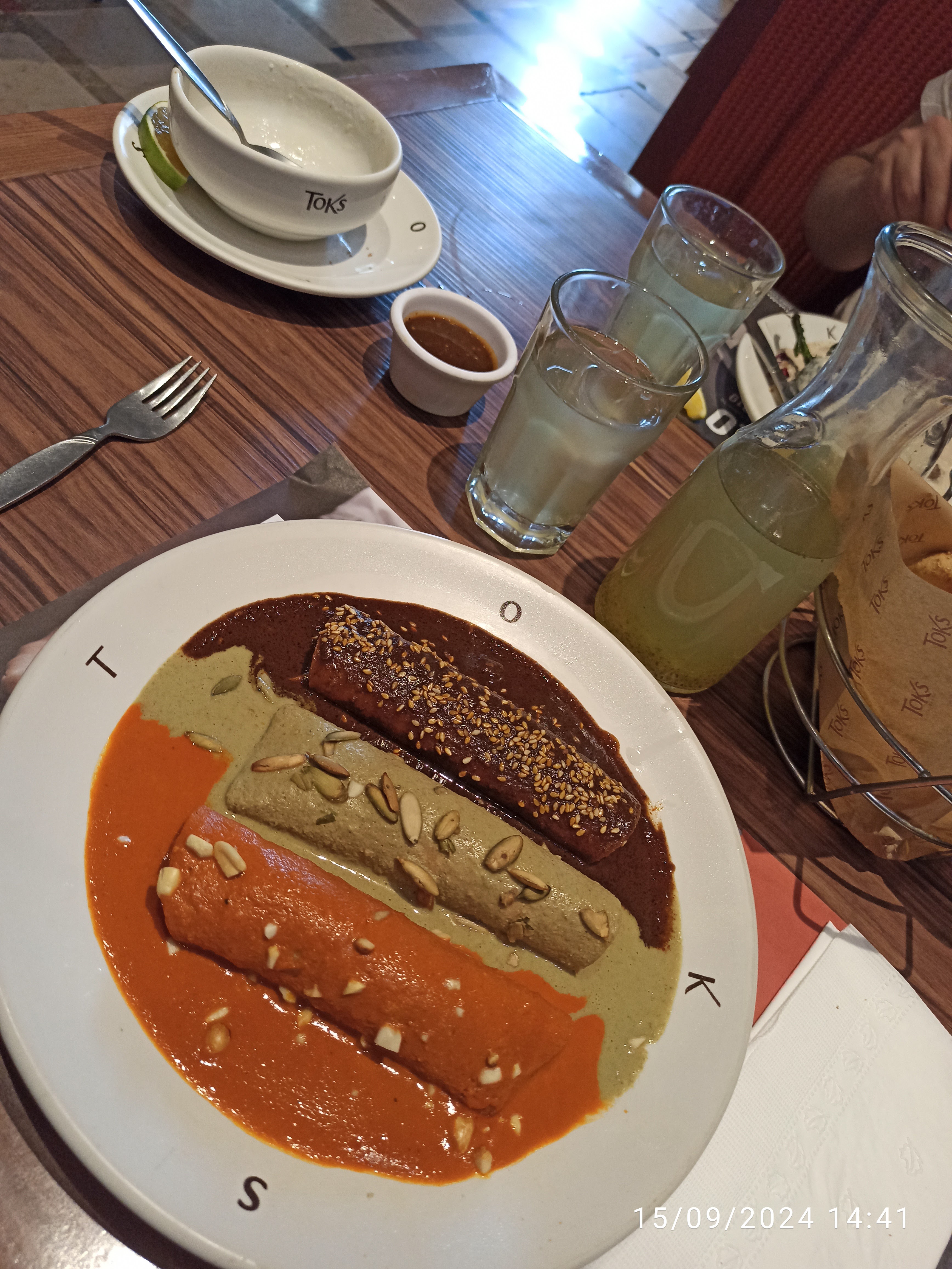 Toks Lindavista image 2