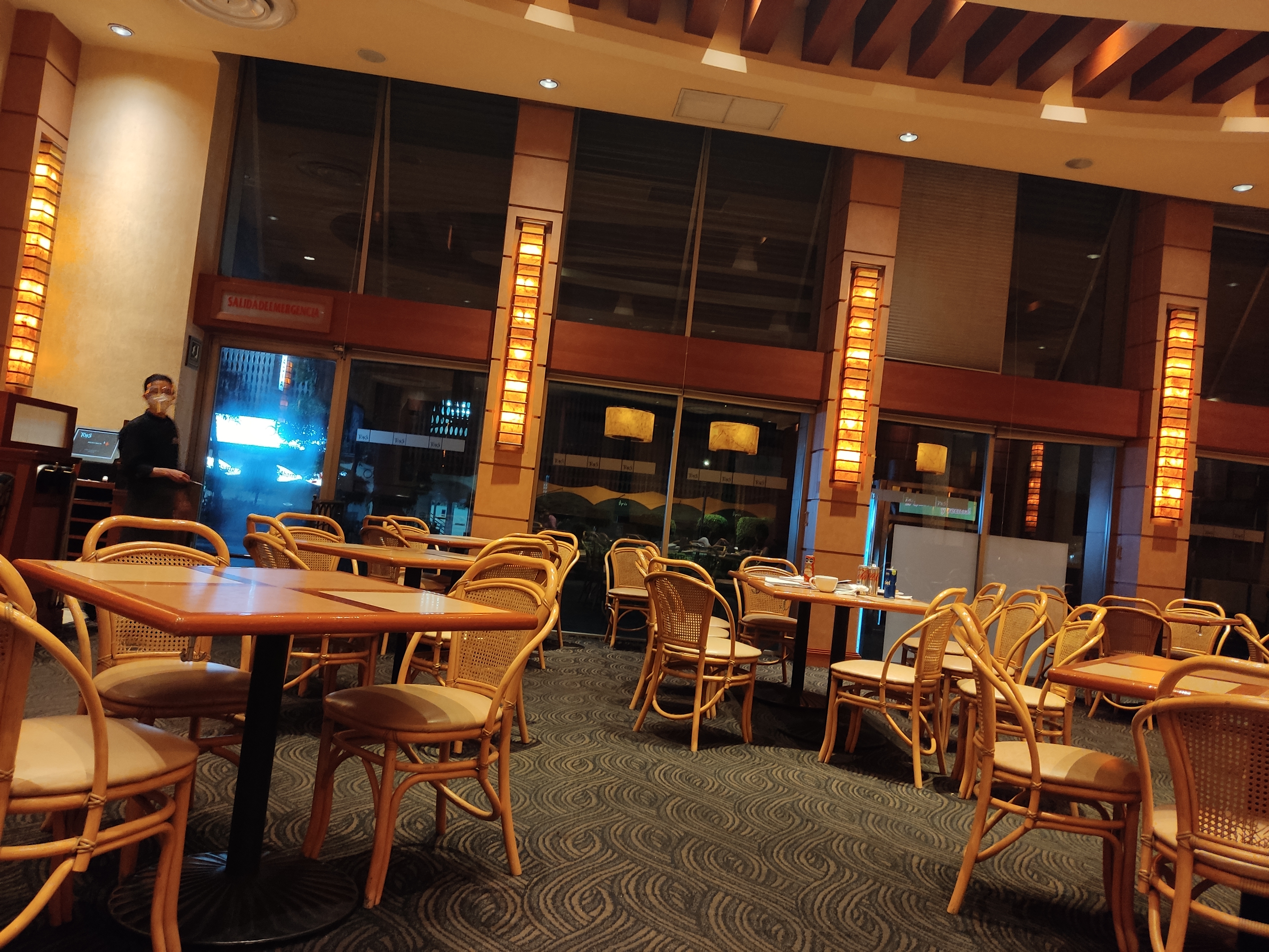 Toks Lindavista image 6