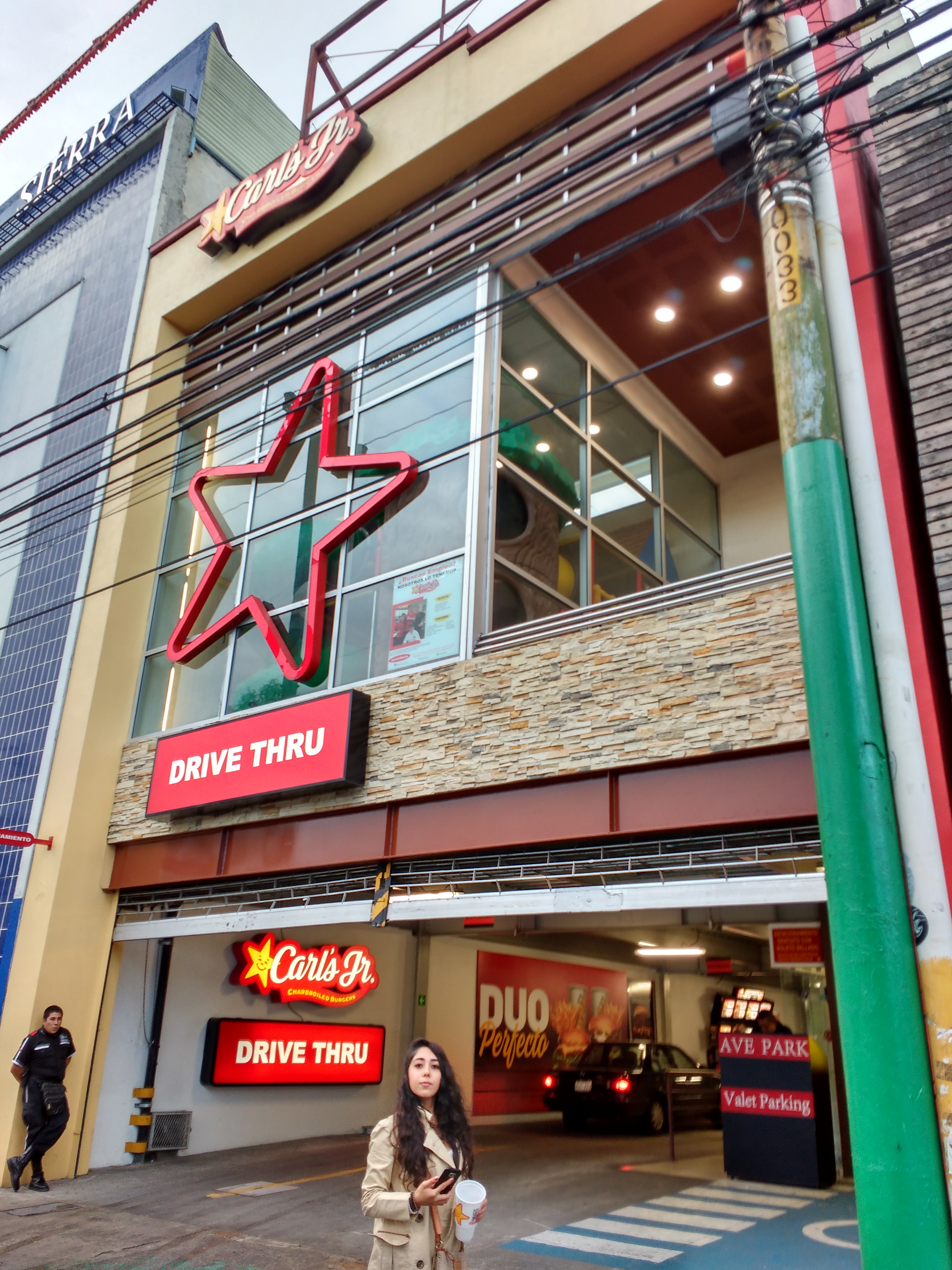 Carl's Jr. Lindavista image 1