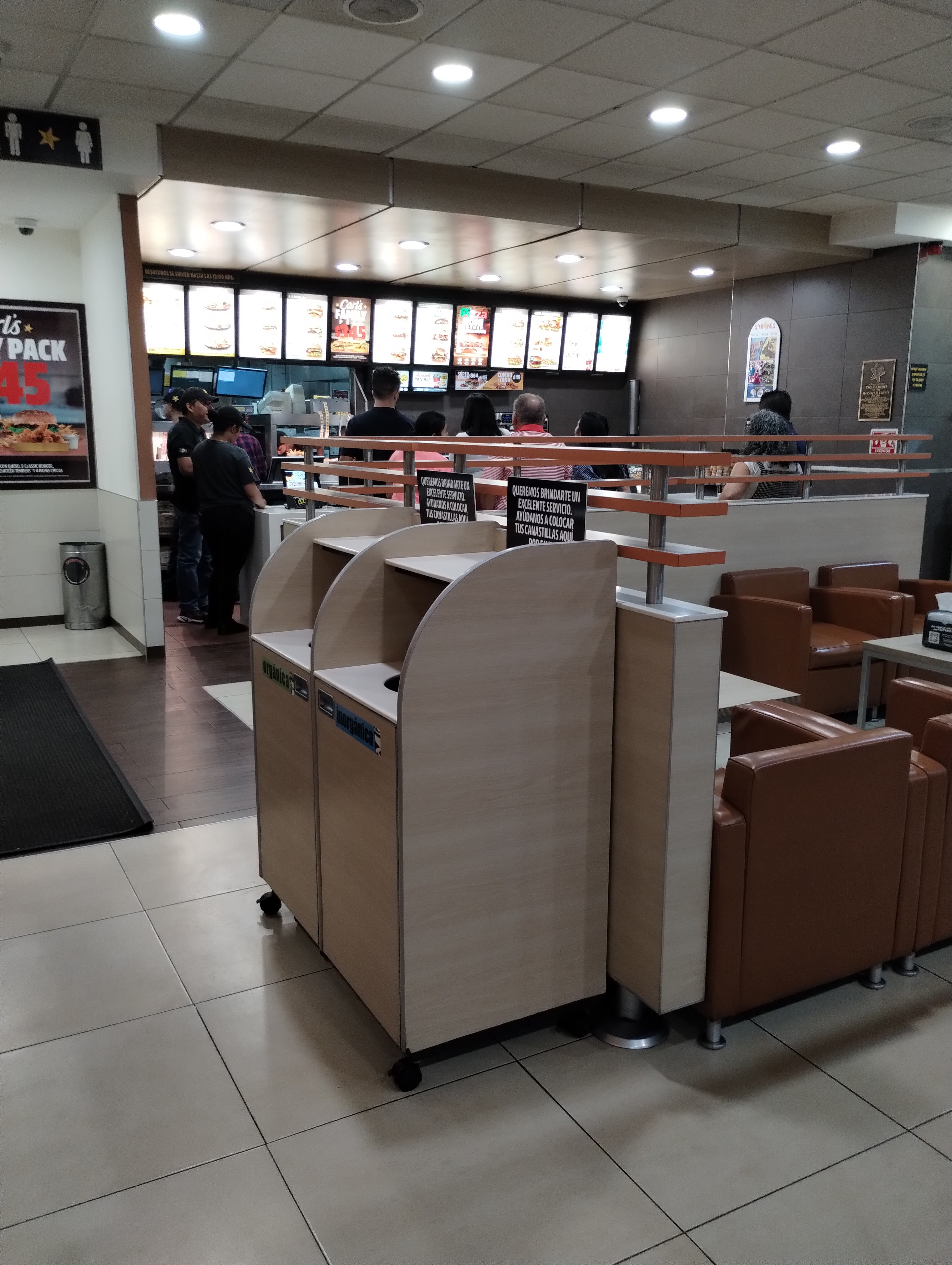 Carl's Jr. Lindavista image 3