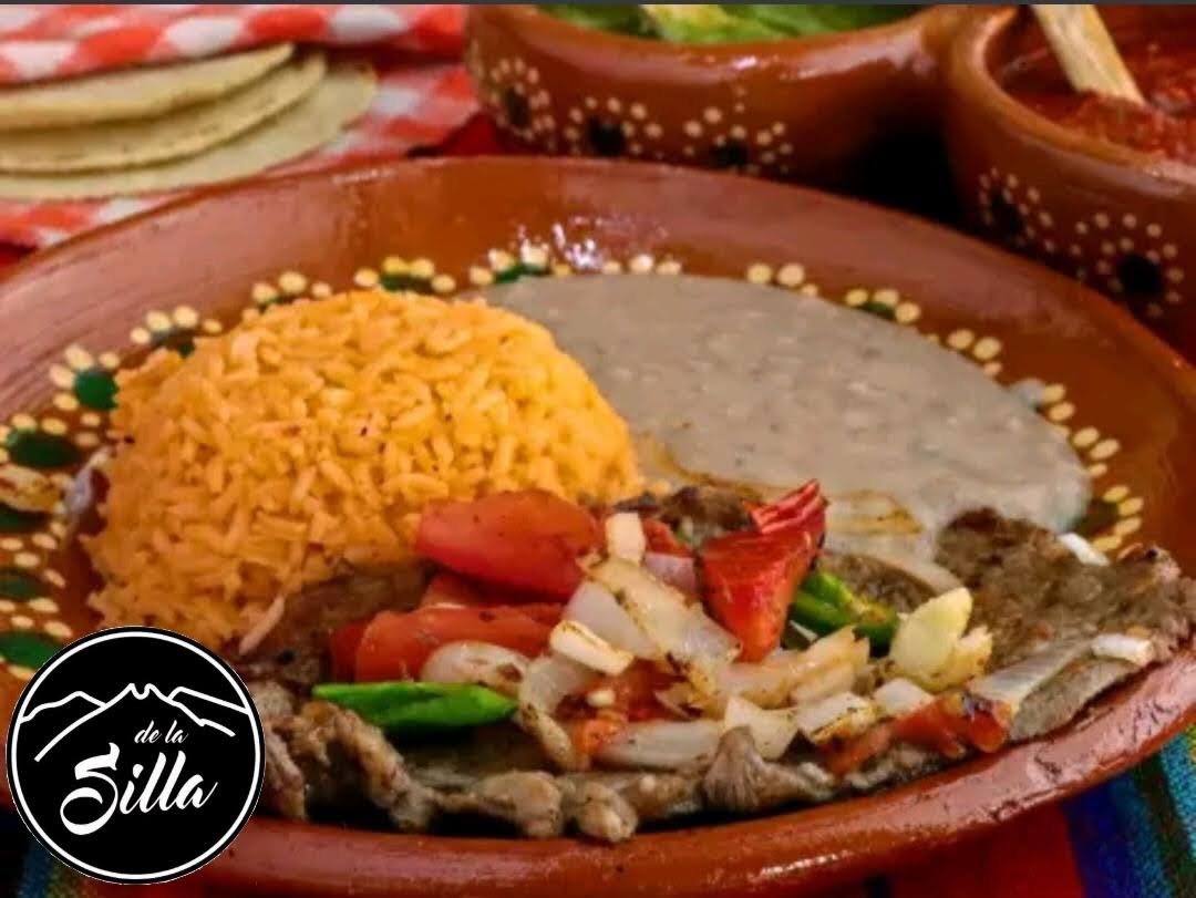 Restaurante de la silla image 3