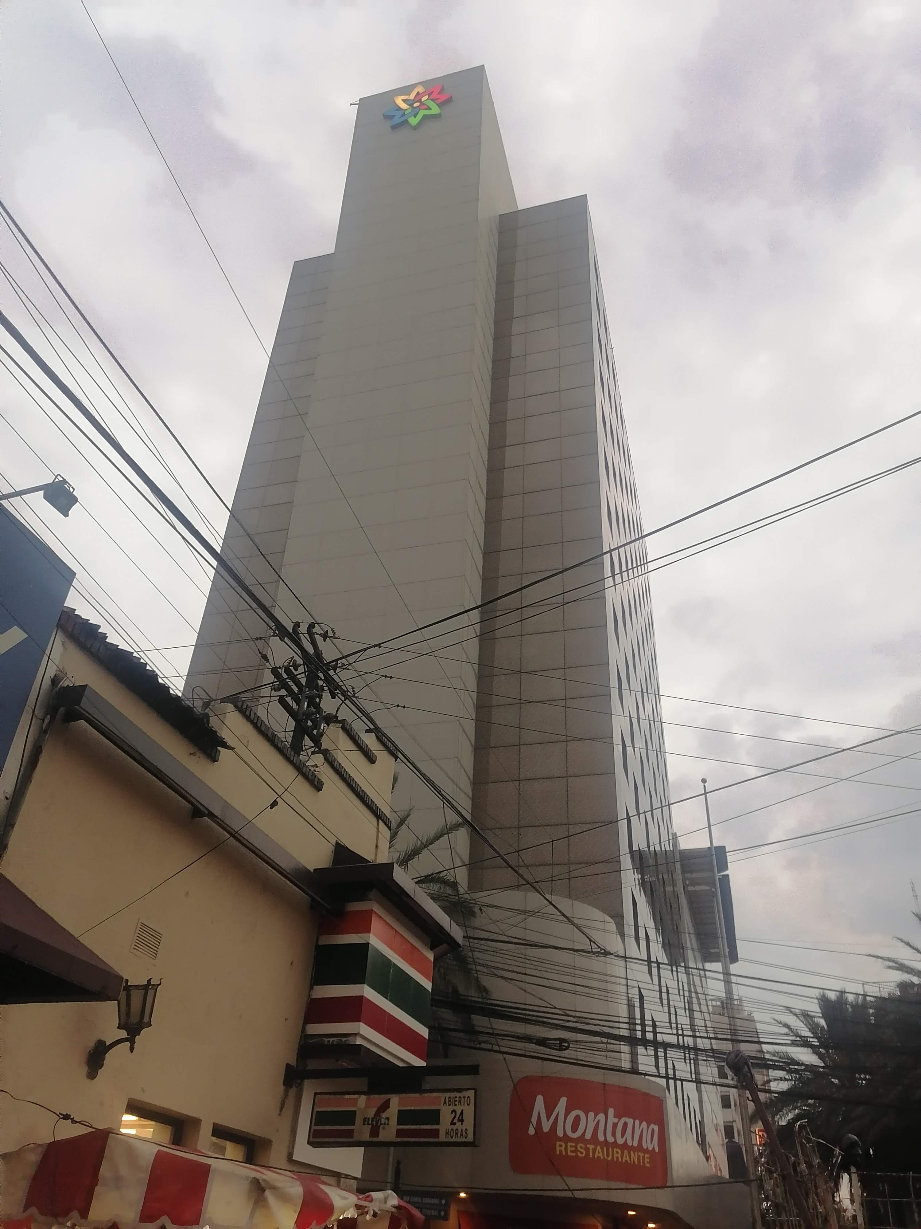 Montana RESTAURANTE image 10