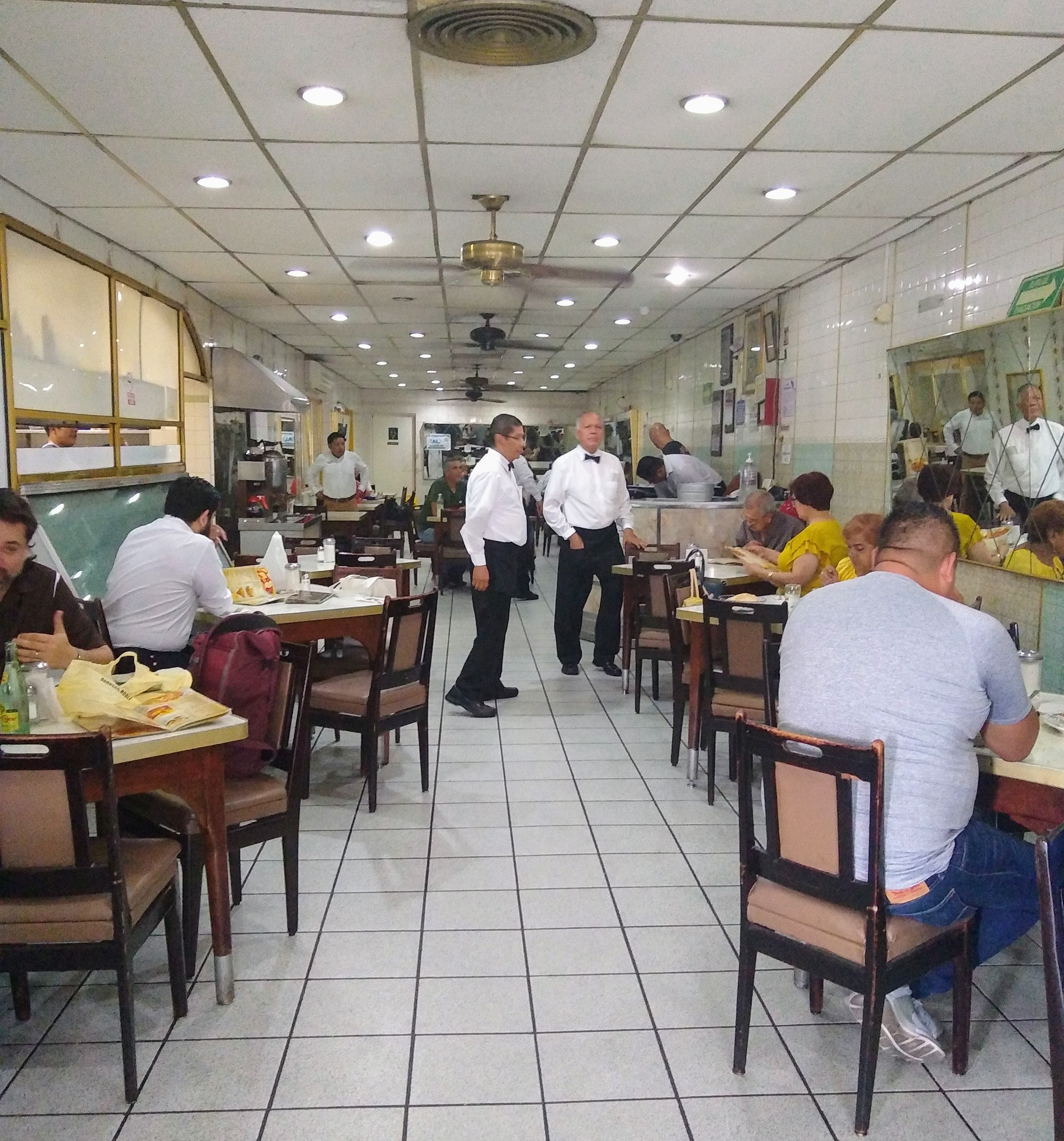 Al Restaurant, Sa De Cv image 6