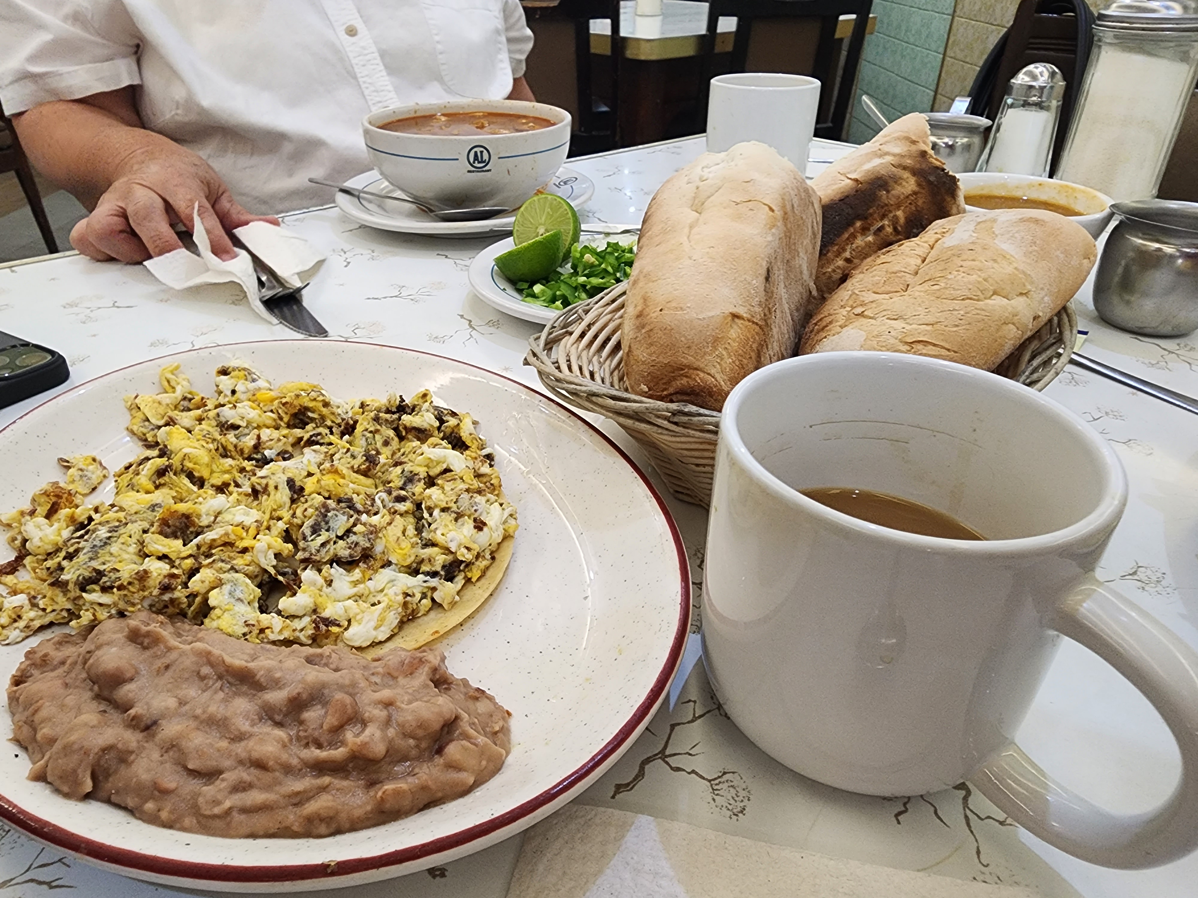 Al Restaurant, Sa De Cv image 7