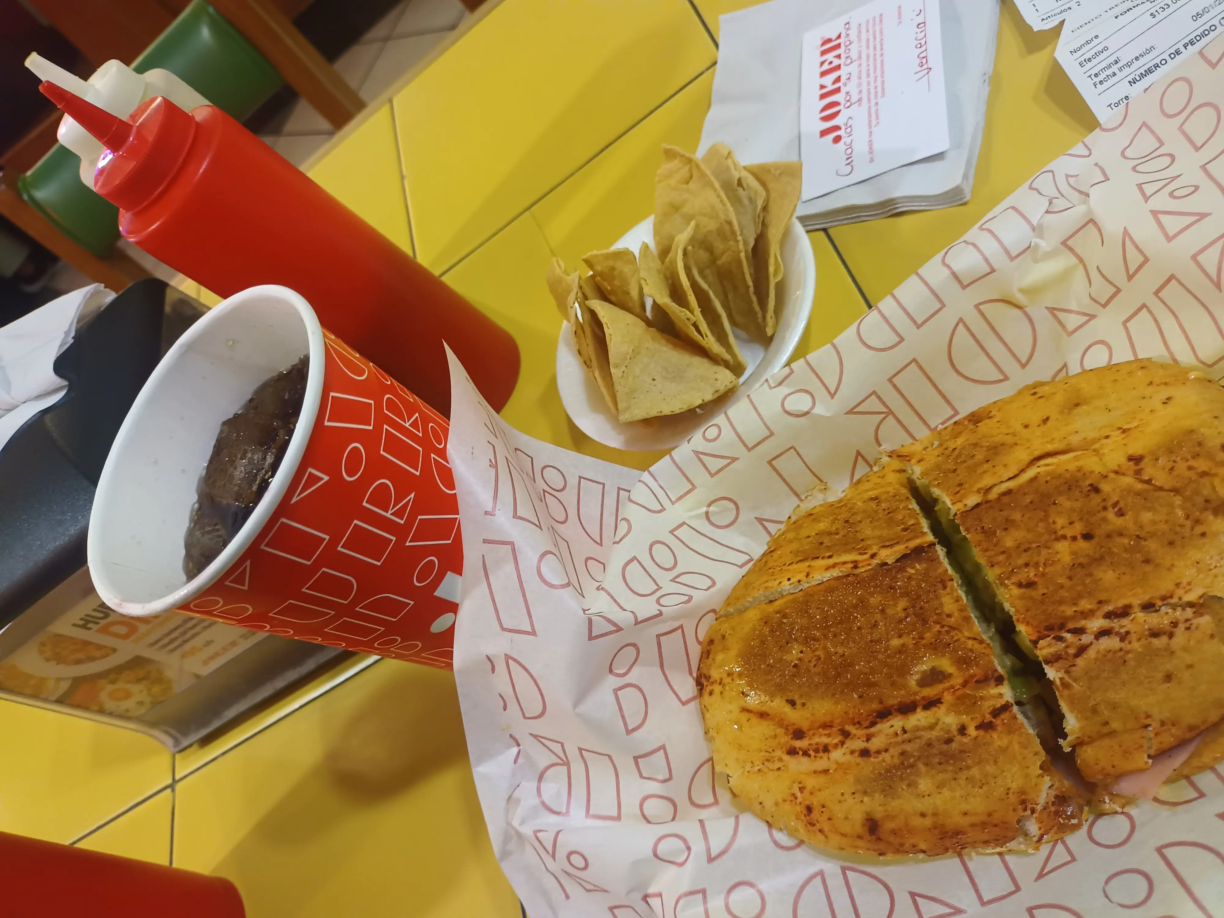 Joker Tortas & Burgers (Morelos) image 9