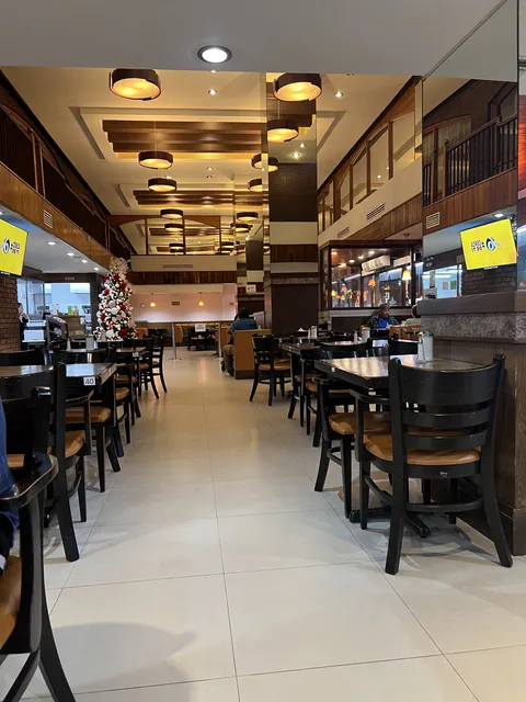Fastory Restaurant image 4
