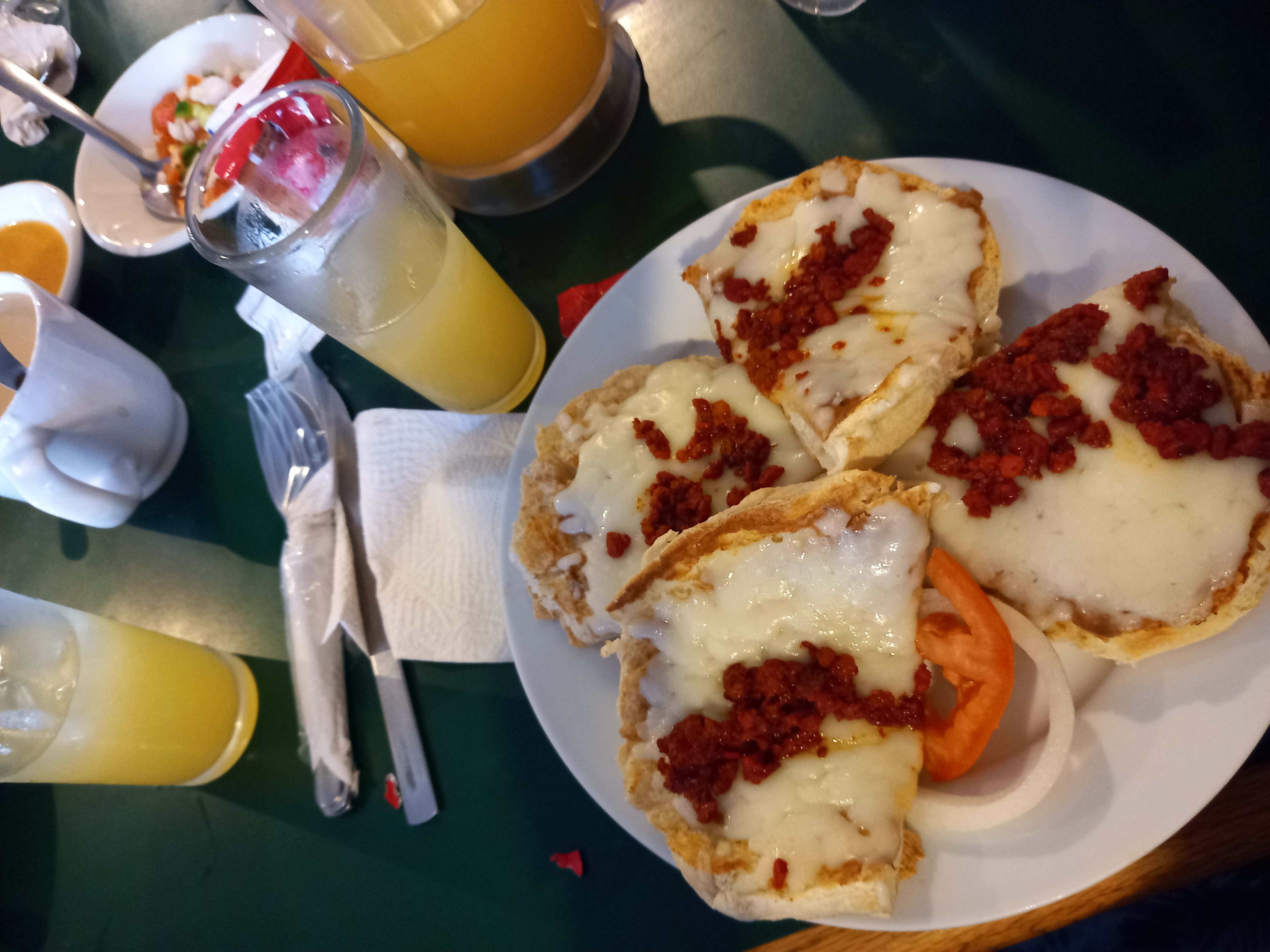 Los Girasoles Restaurant image 1