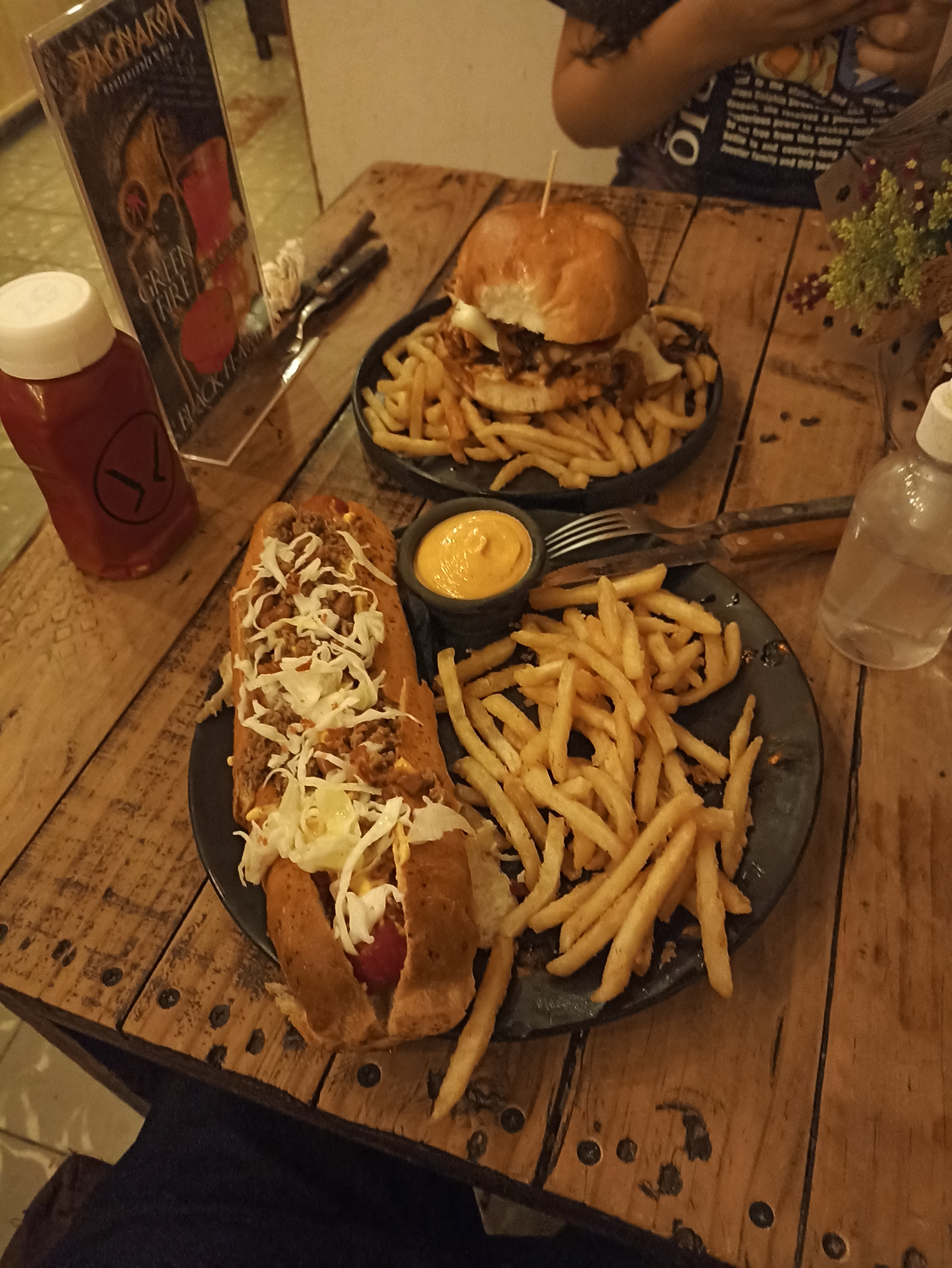 RAGNAROK Restaurant & Bar image 9