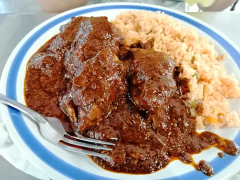 La Marina Restaurant image 2