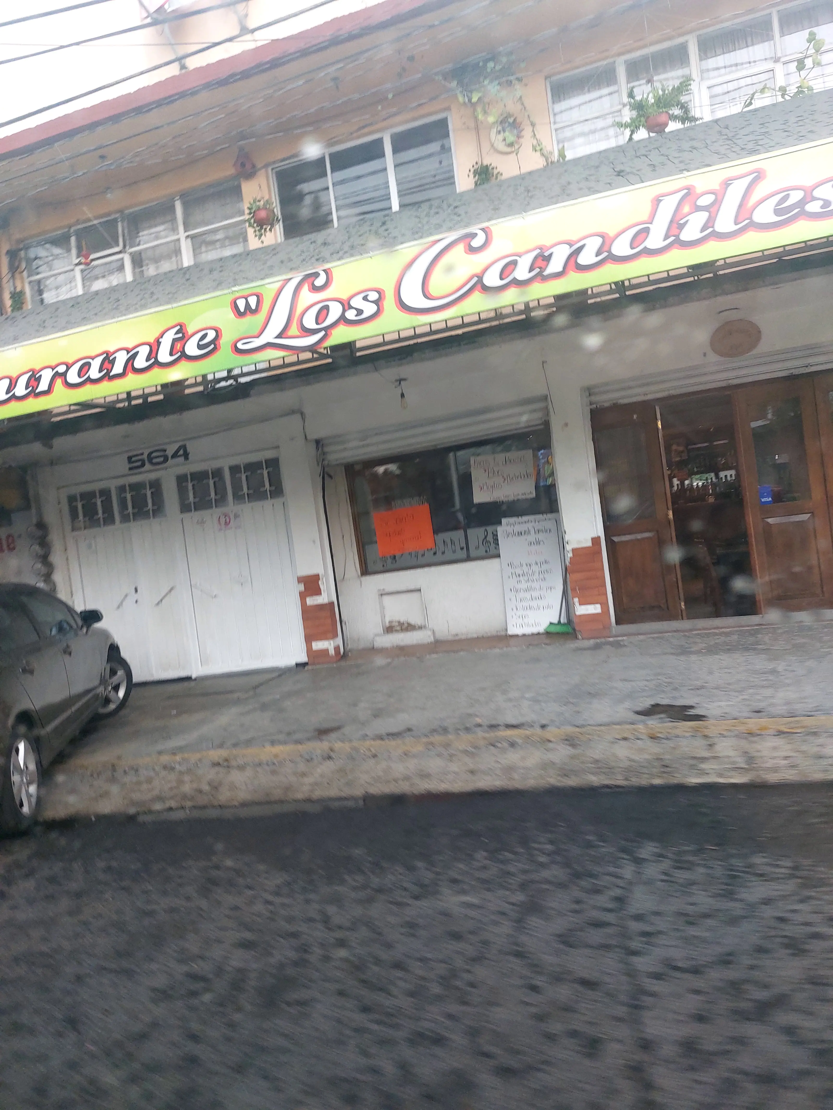 Restaurante Familiar Los Candiles image 1