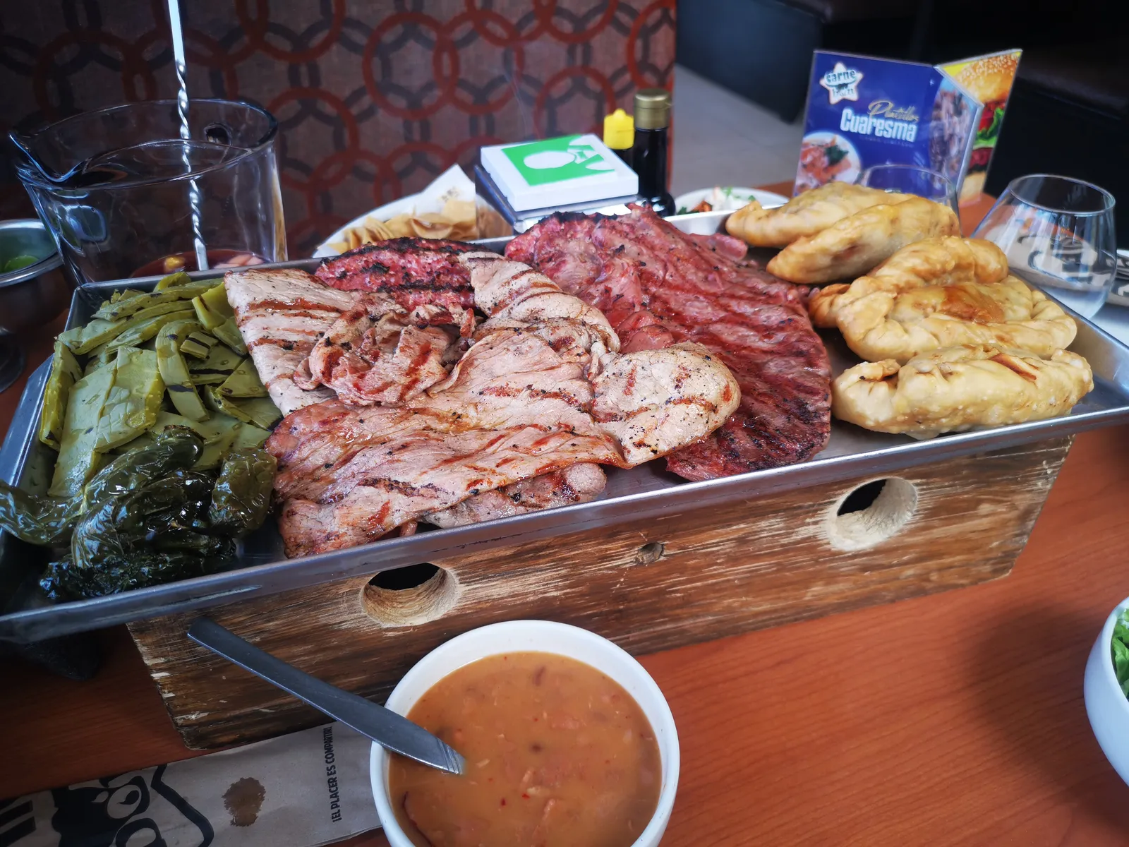 Carne Bon image 9