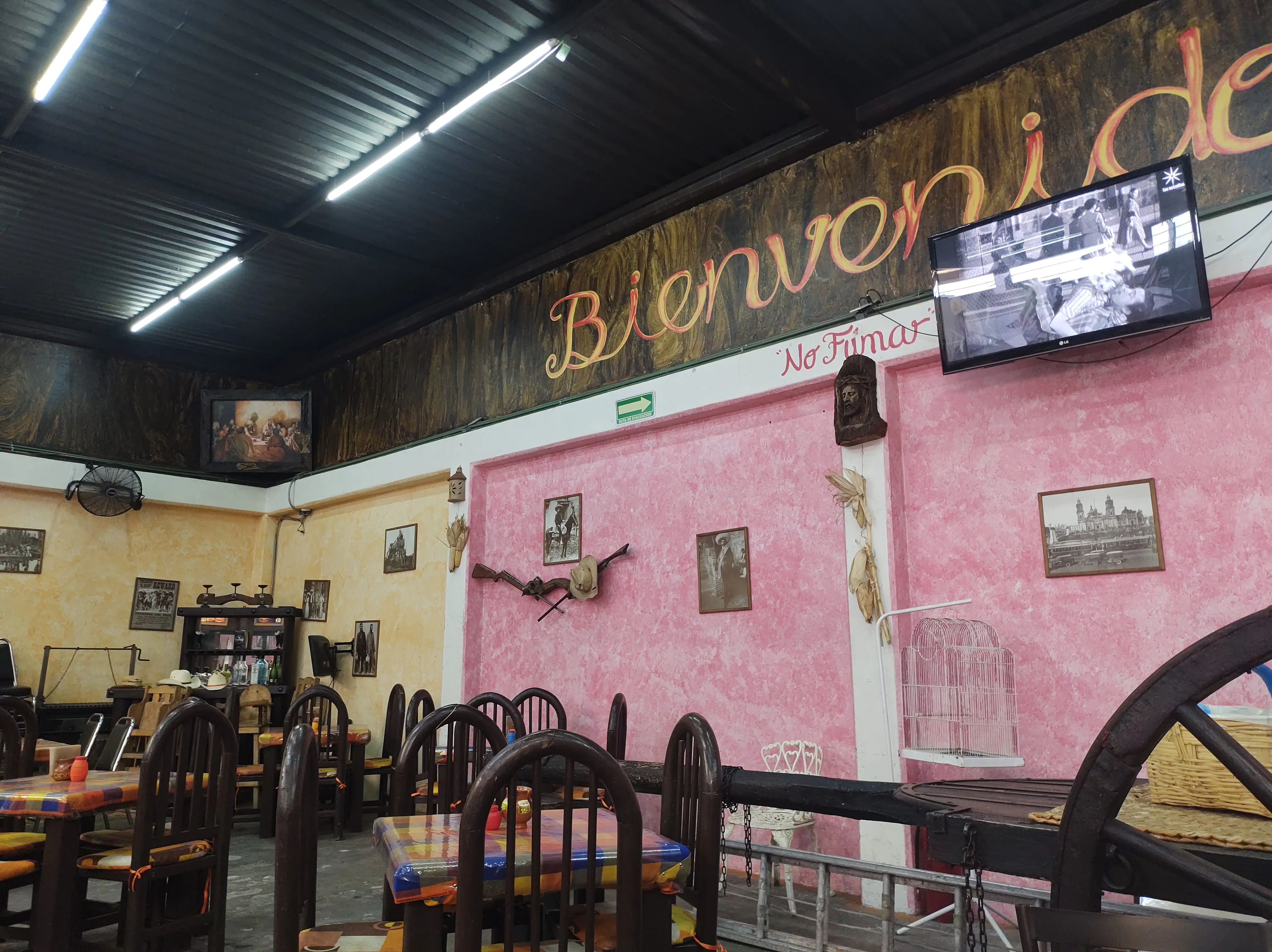 Los tapatios Restaurante image 7