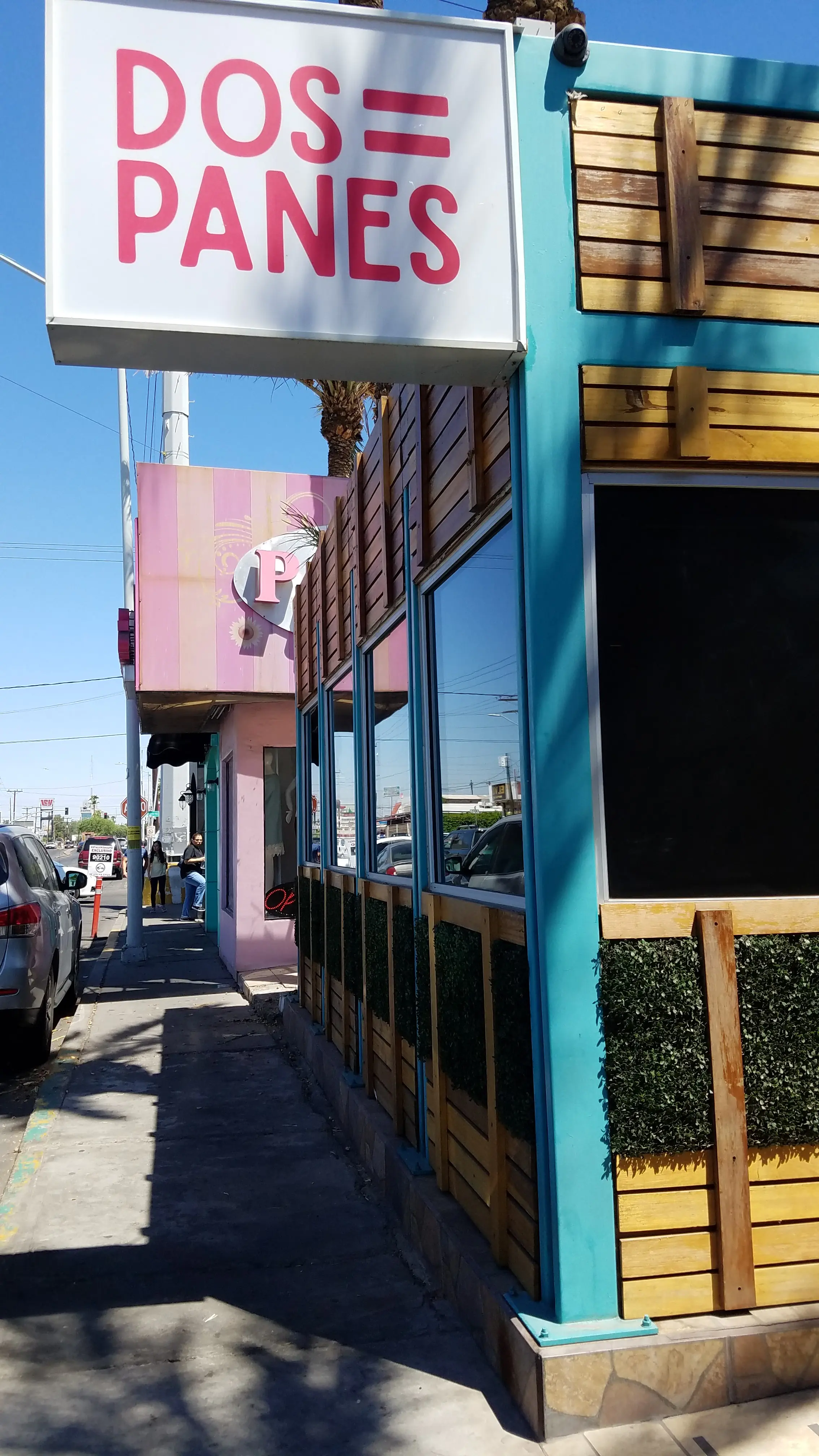 Dos Panes / Sucursal L Montejano image 1