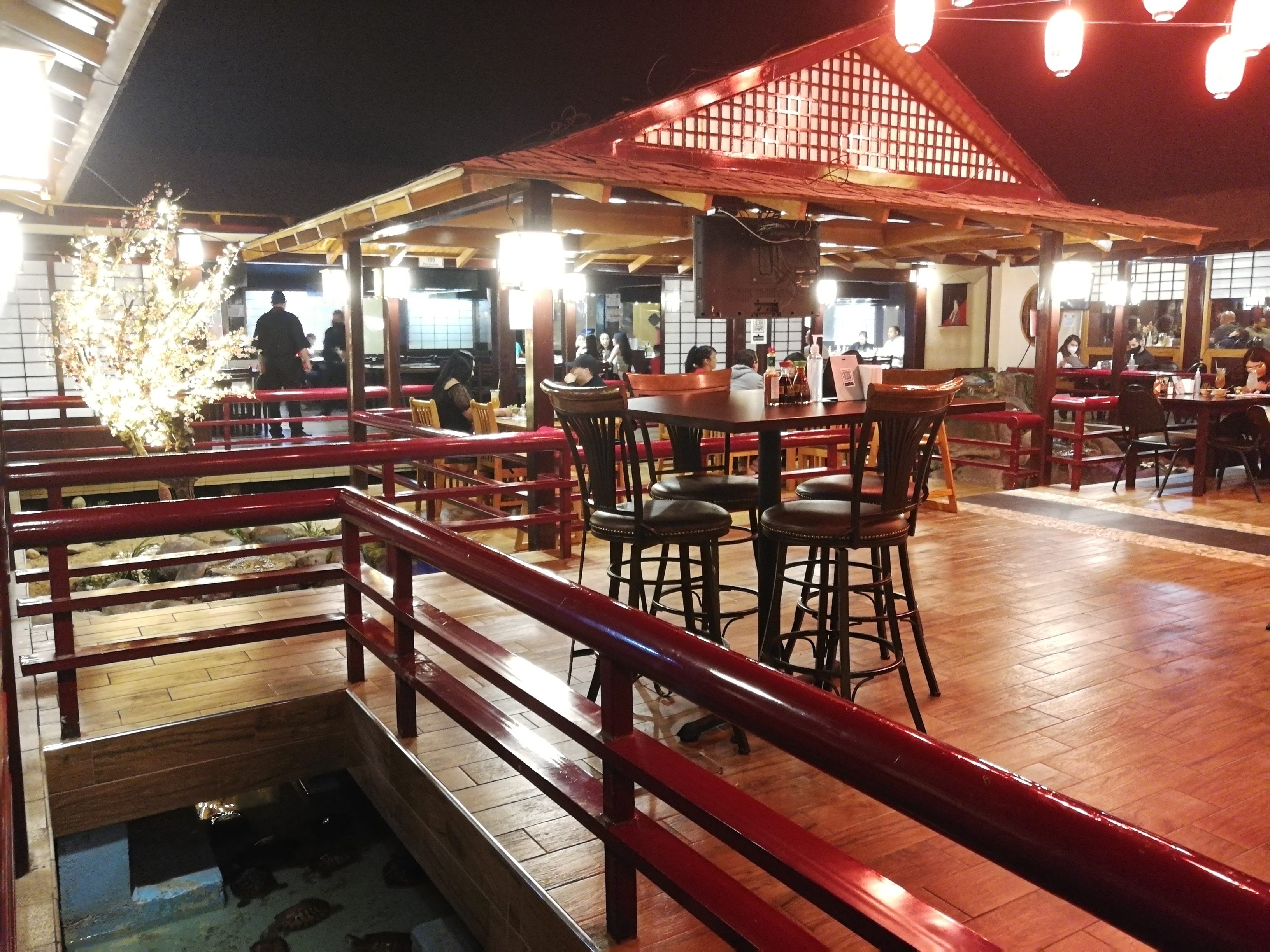 Sakura Restaurant Bar image 1