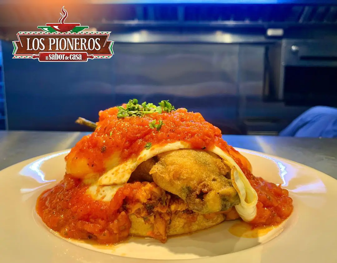 Los Pioneros Restaurant image 2