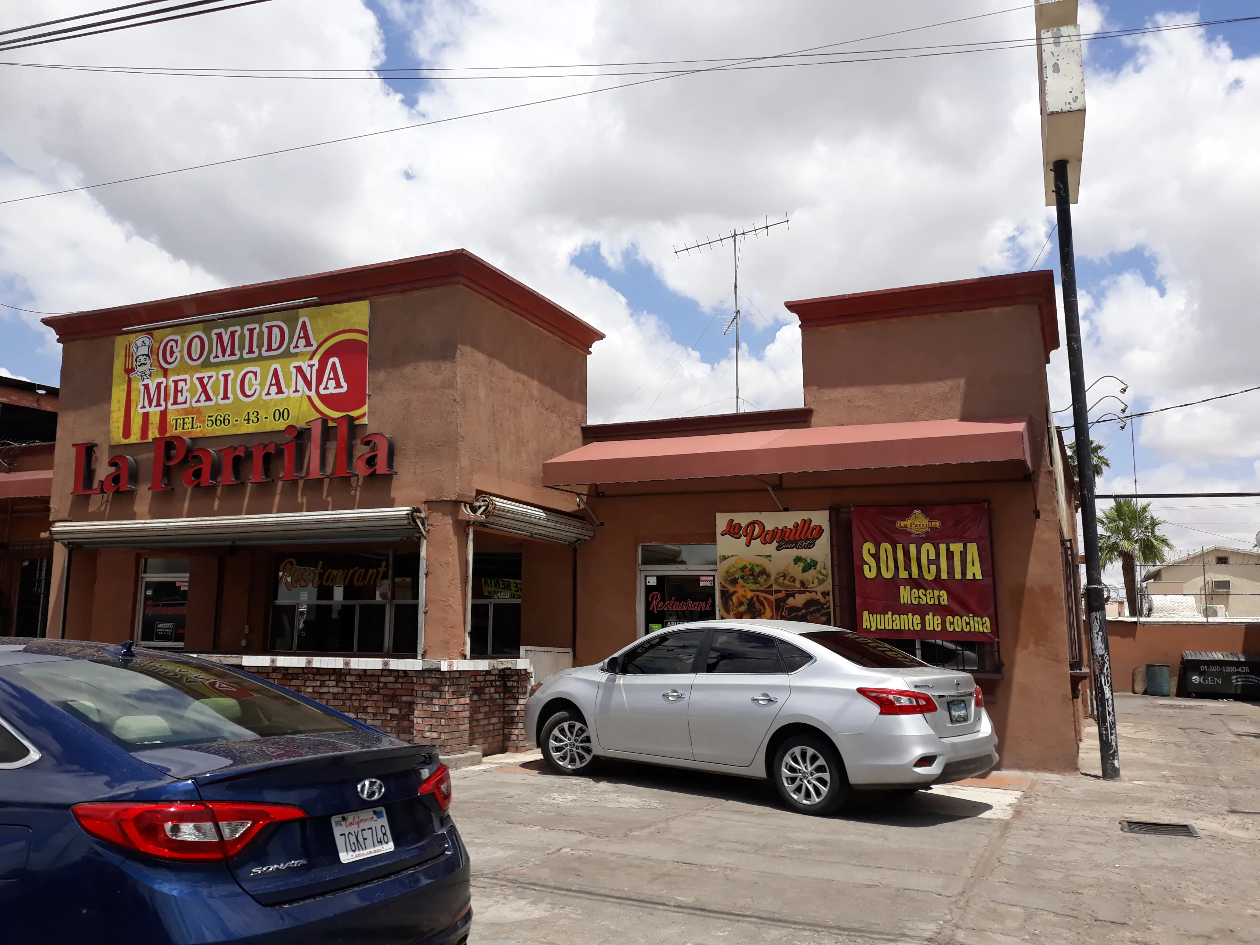 La Parrilla Restaurante image 6