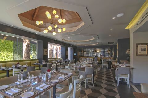 Los Portales image 1
