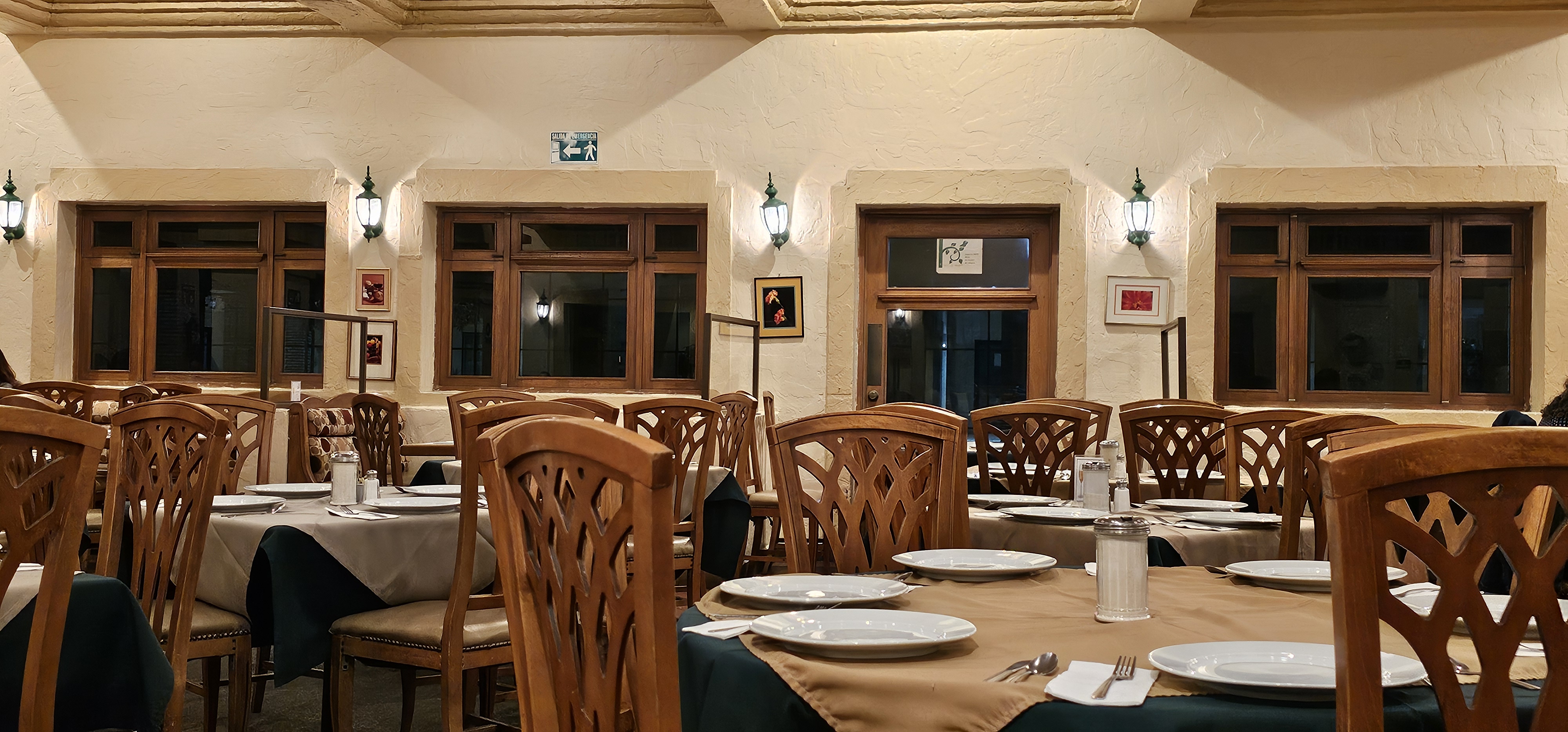 Restaurant las Campanas image 9