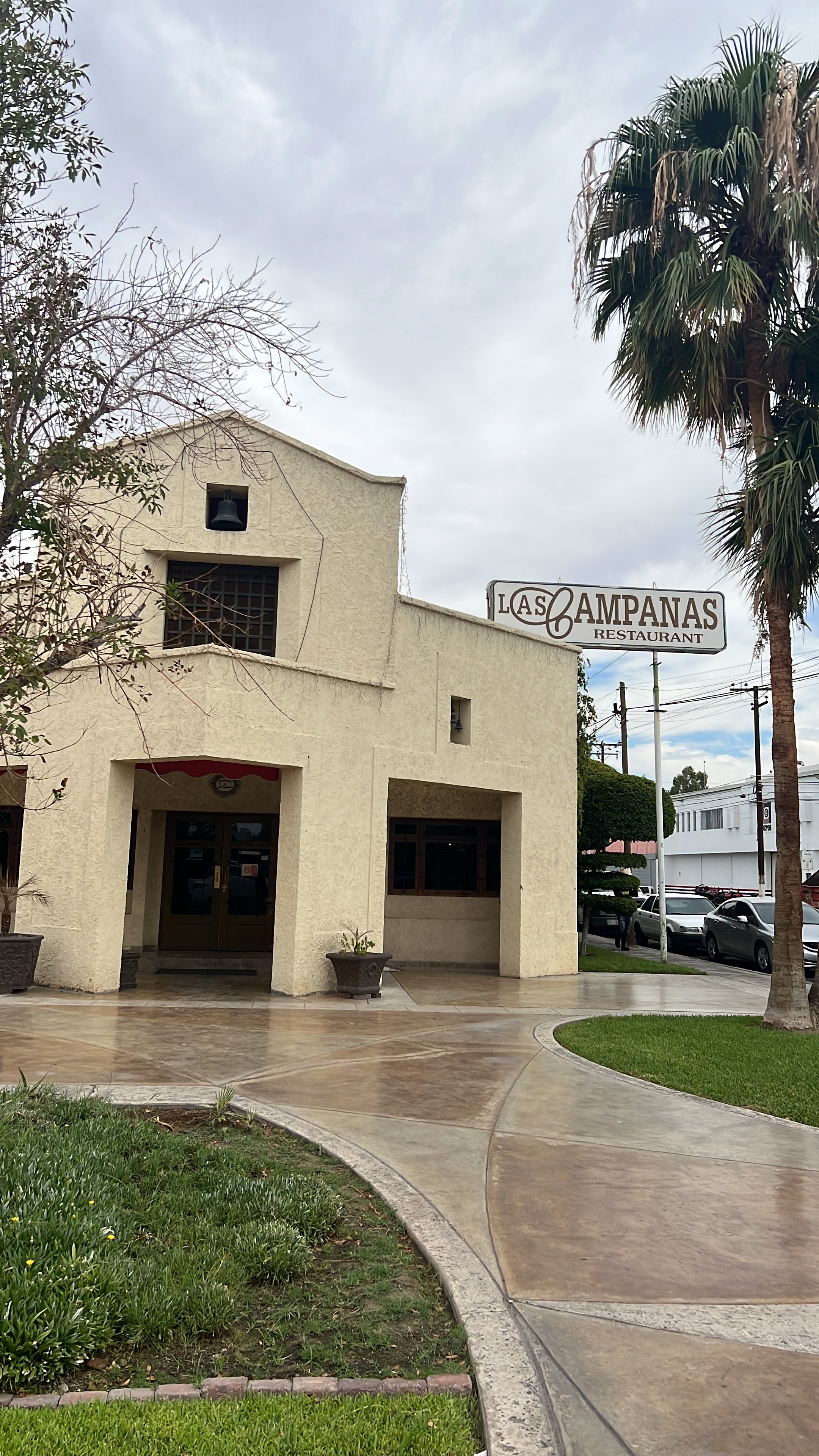 Restaurant las Campanas image 10