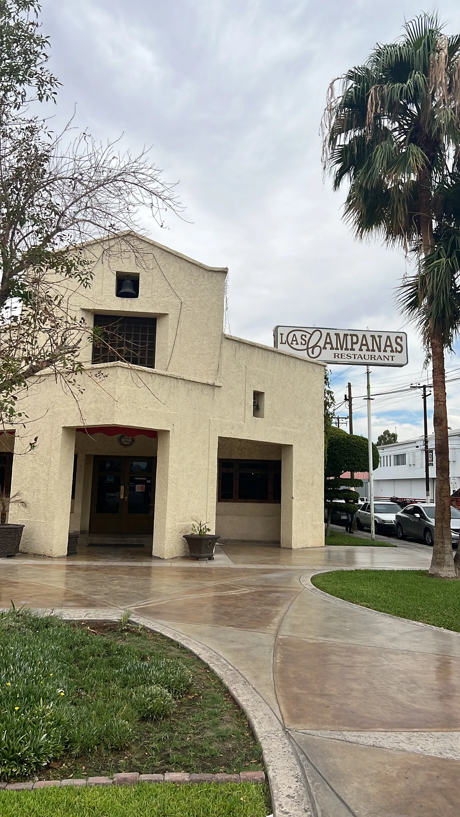Restaurant las Campanas image 10