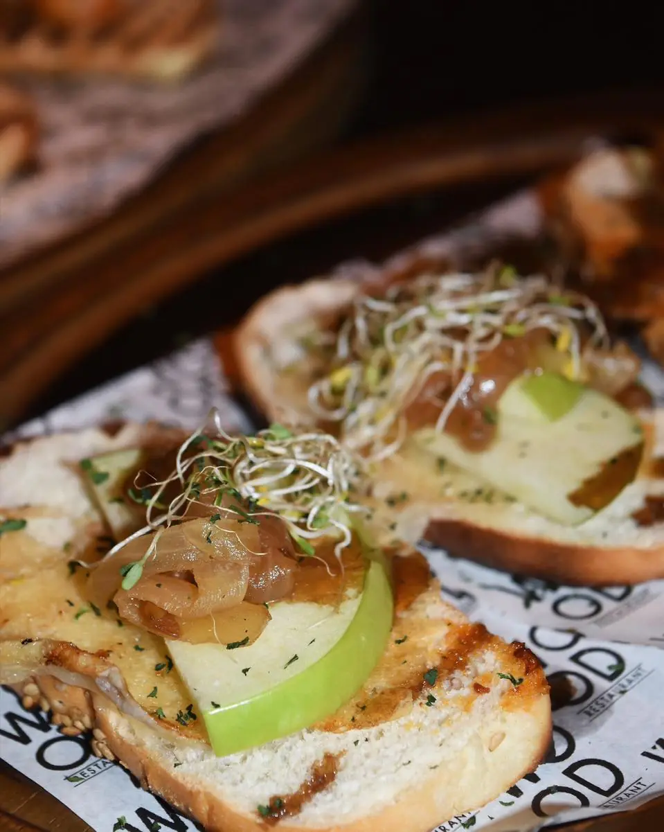 Wood Restaurant image 3