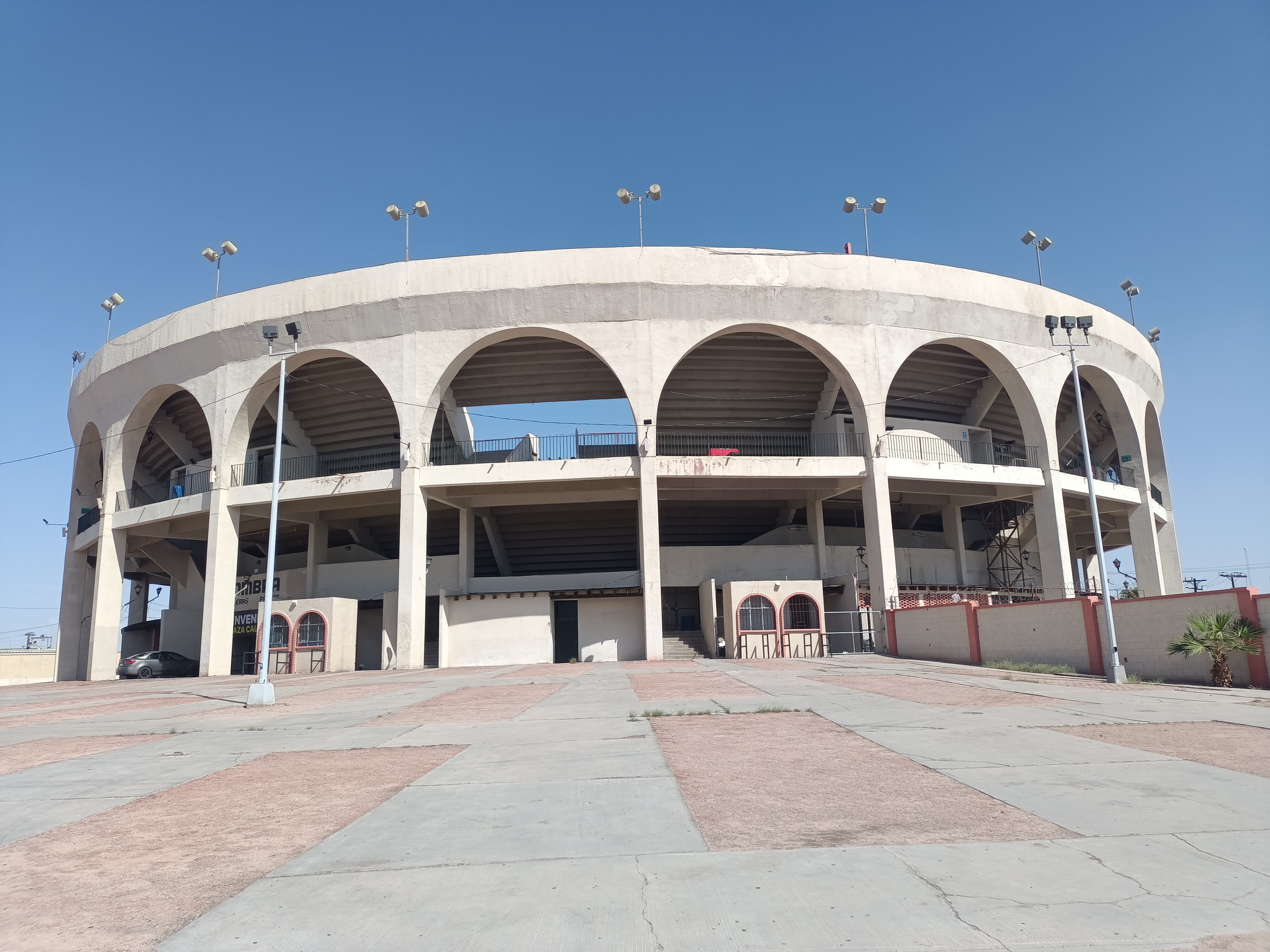 Sanborns Mexicali | Restaurante, Tienda y Farmacia image 3
