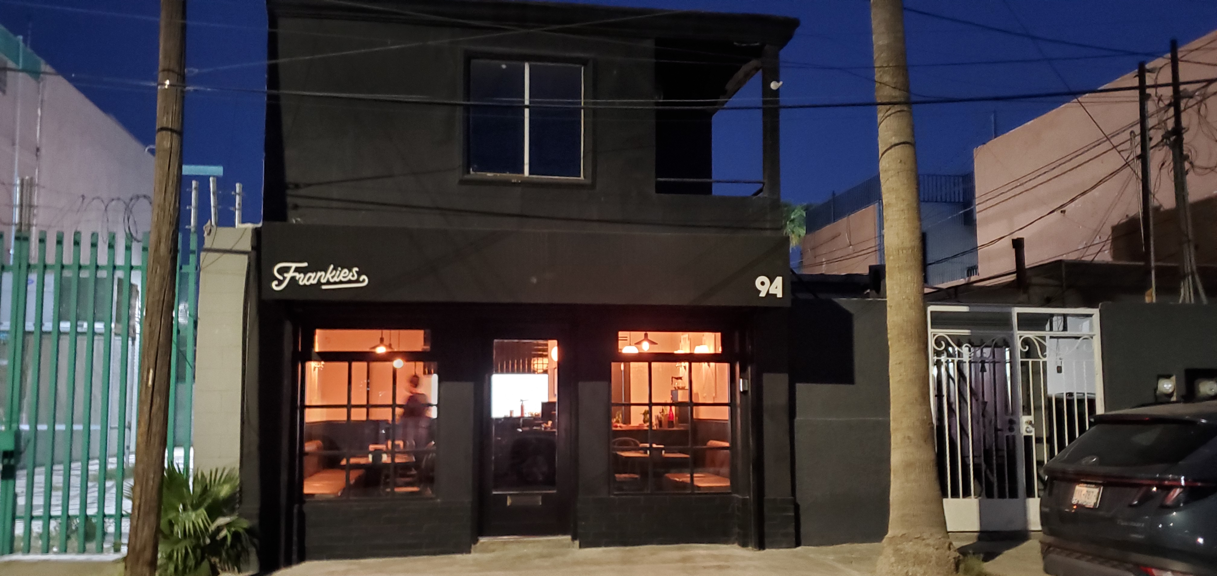 Frankies Restaurante image 1