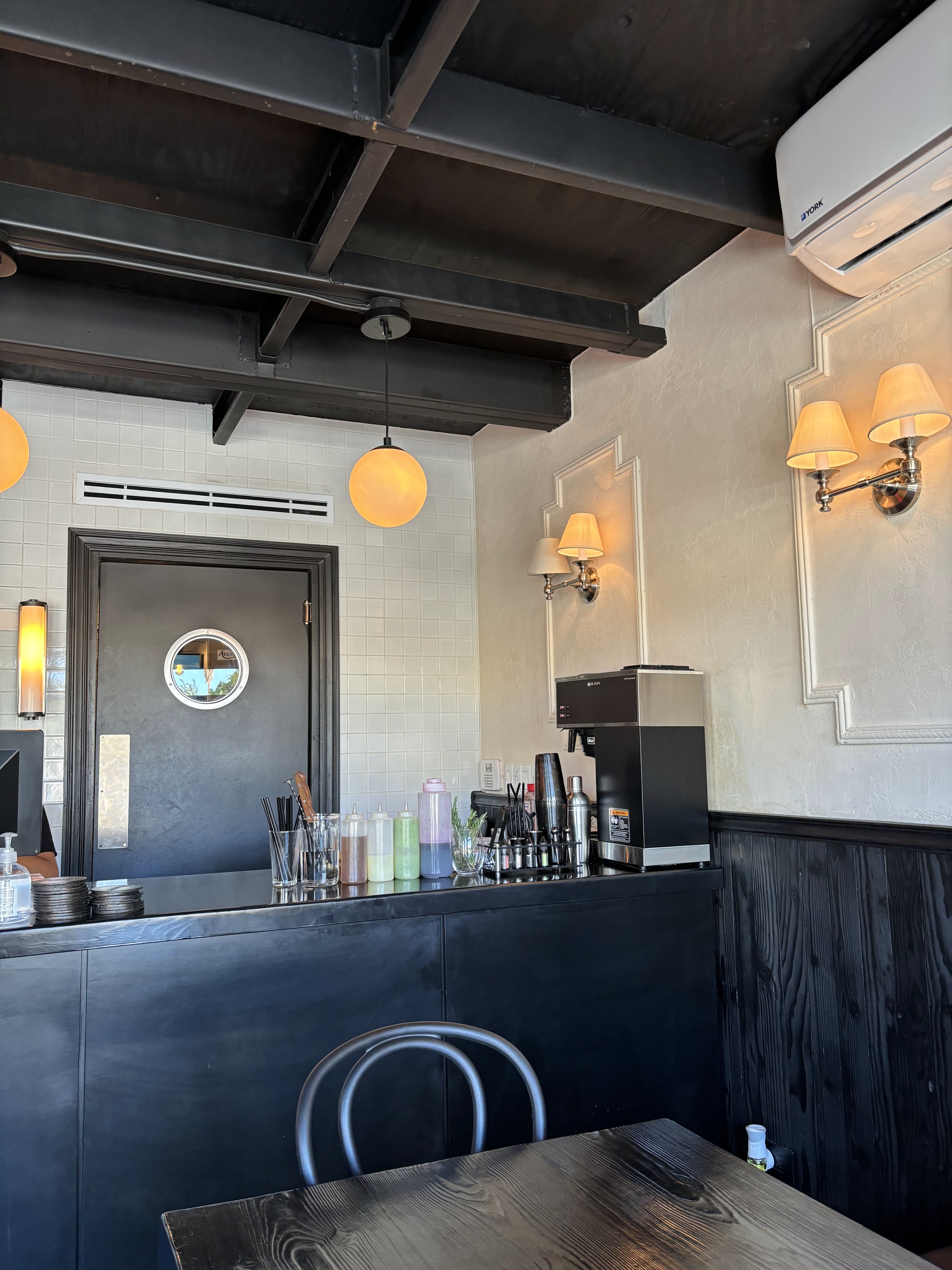 Frankies Restaurante image 8