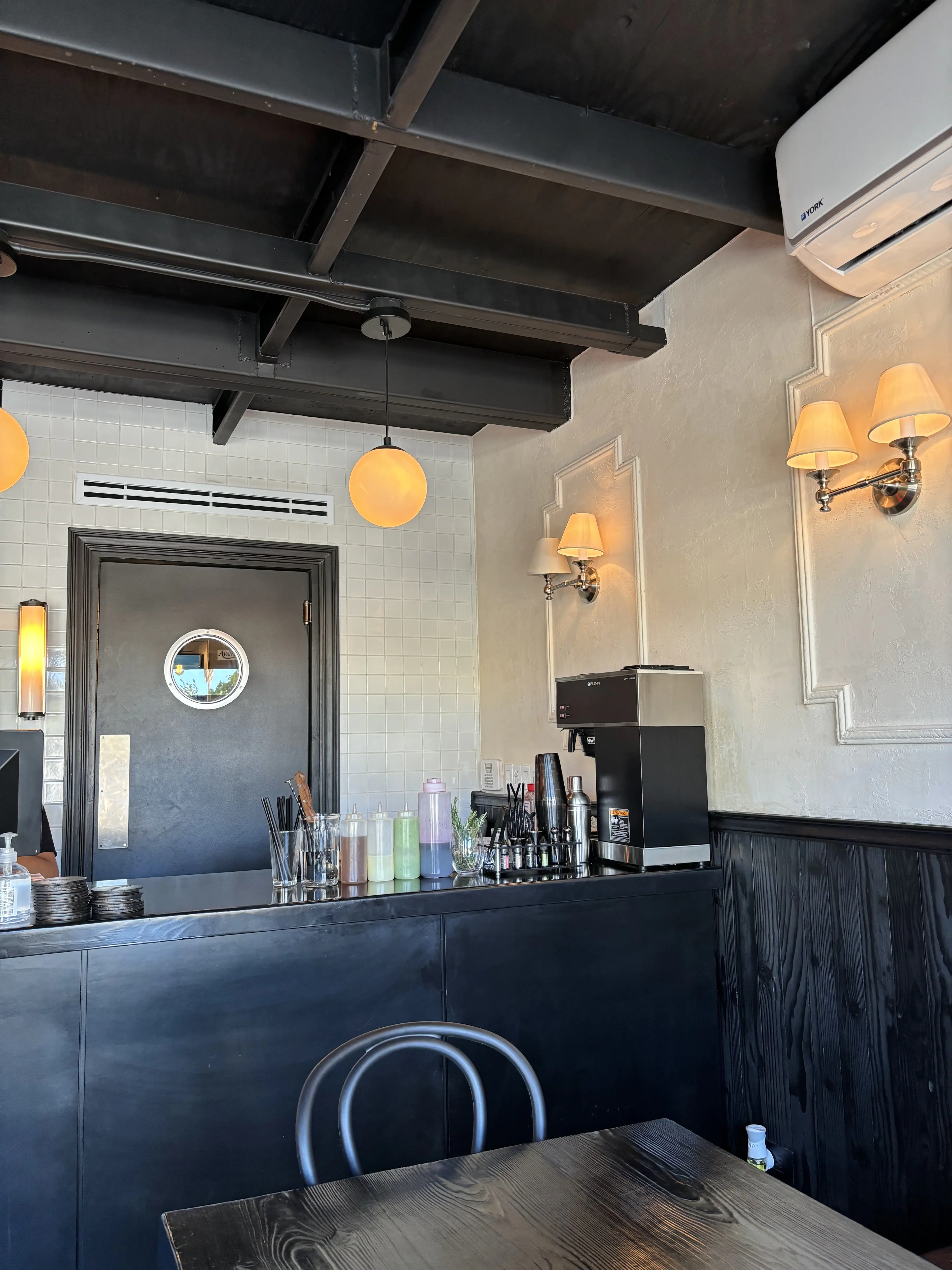 Frankies Restaurante image 8