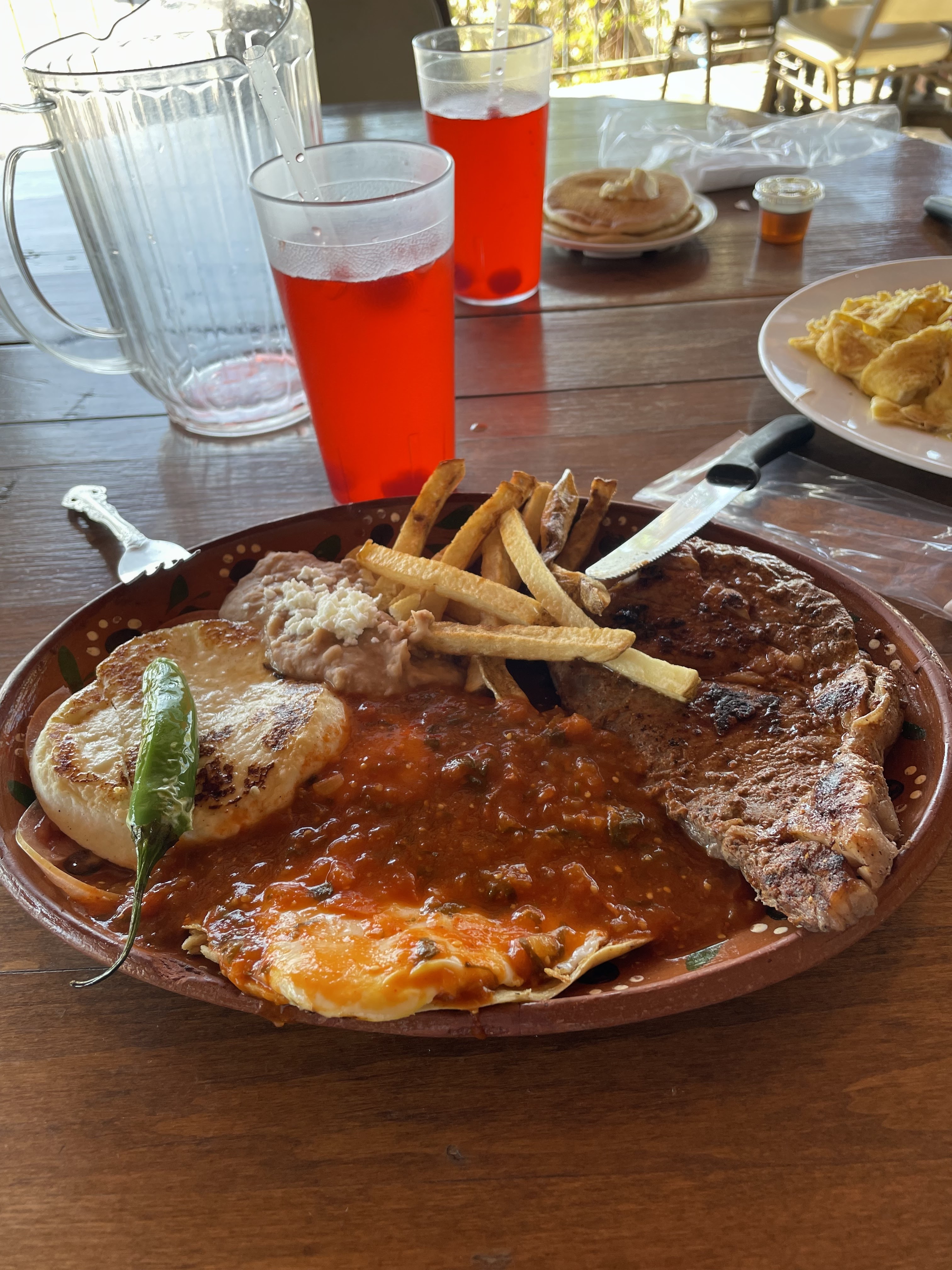 El Escondite DPB Restaurant image 3