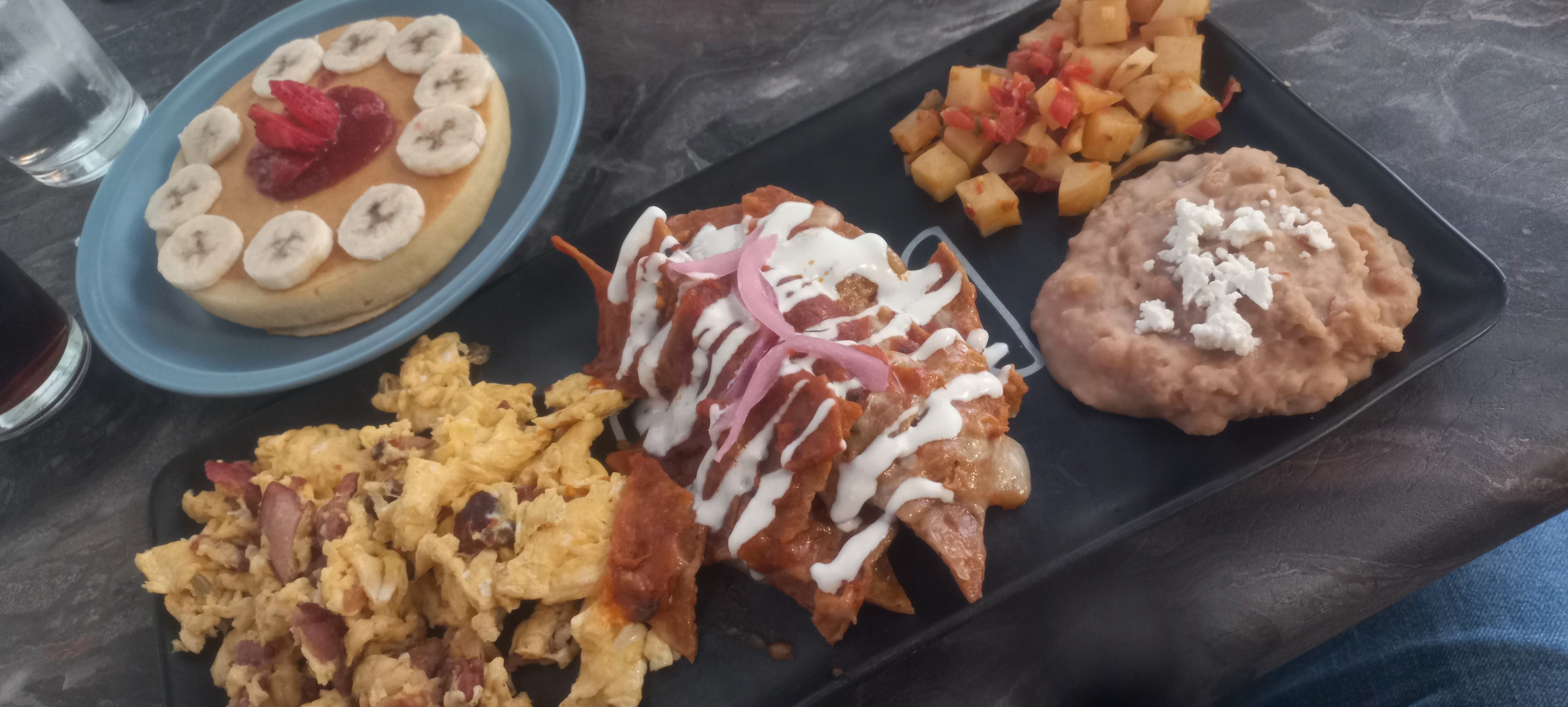 Nostalgia restaurante image 7