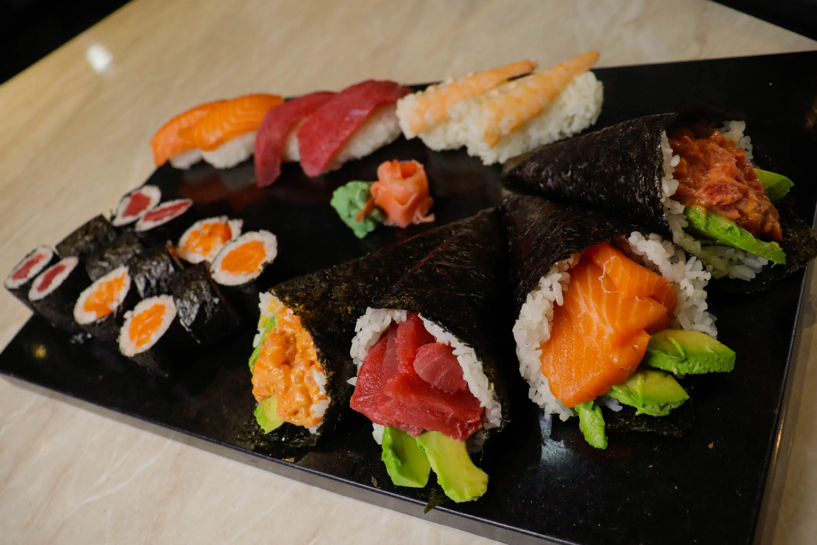 Kinzoku Restaurant-Bar image 3