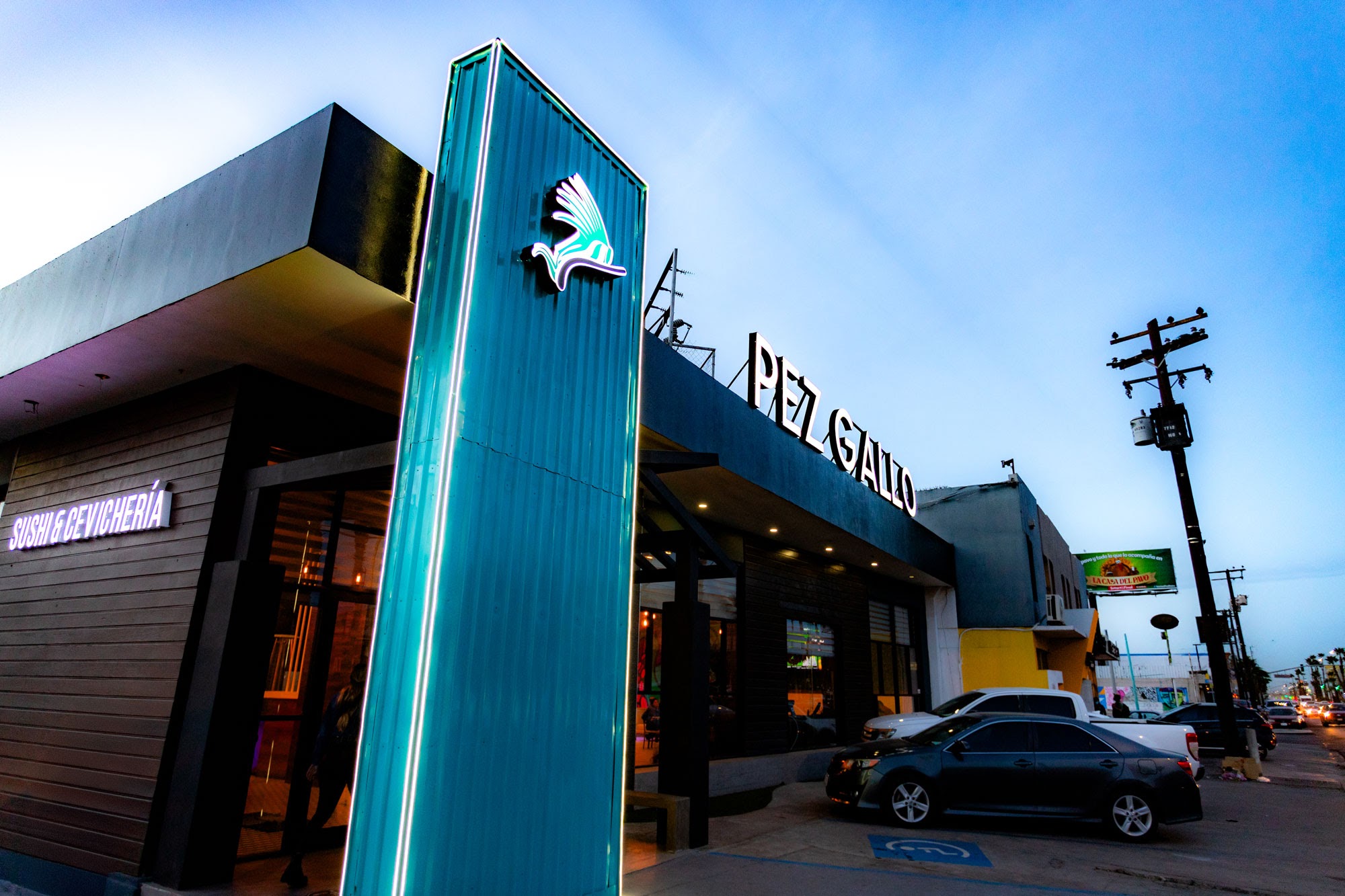 Pez Gallo Sushi & Cevichería image 1