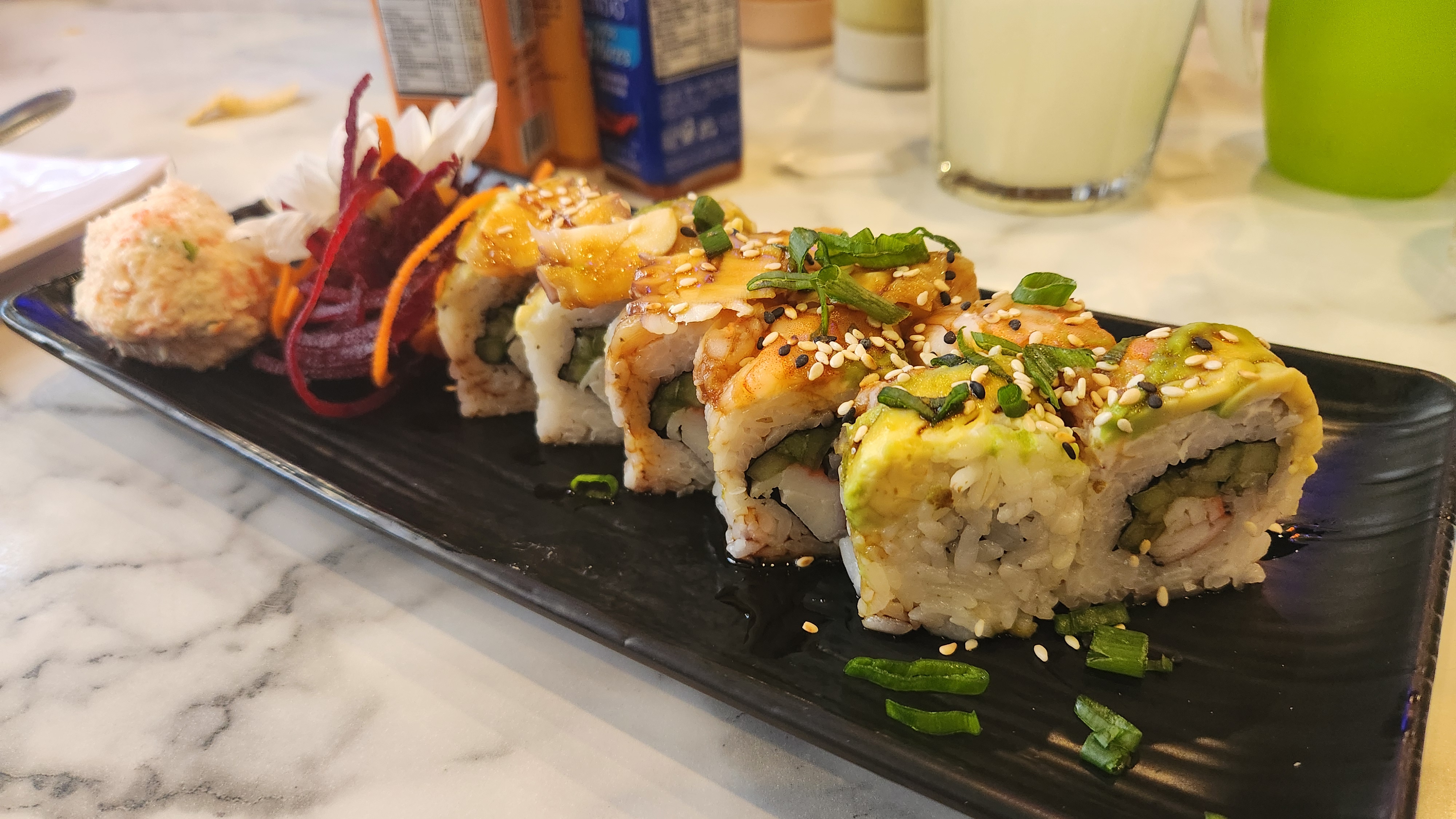 Pez Gallo Sushi & Cevichería image 8