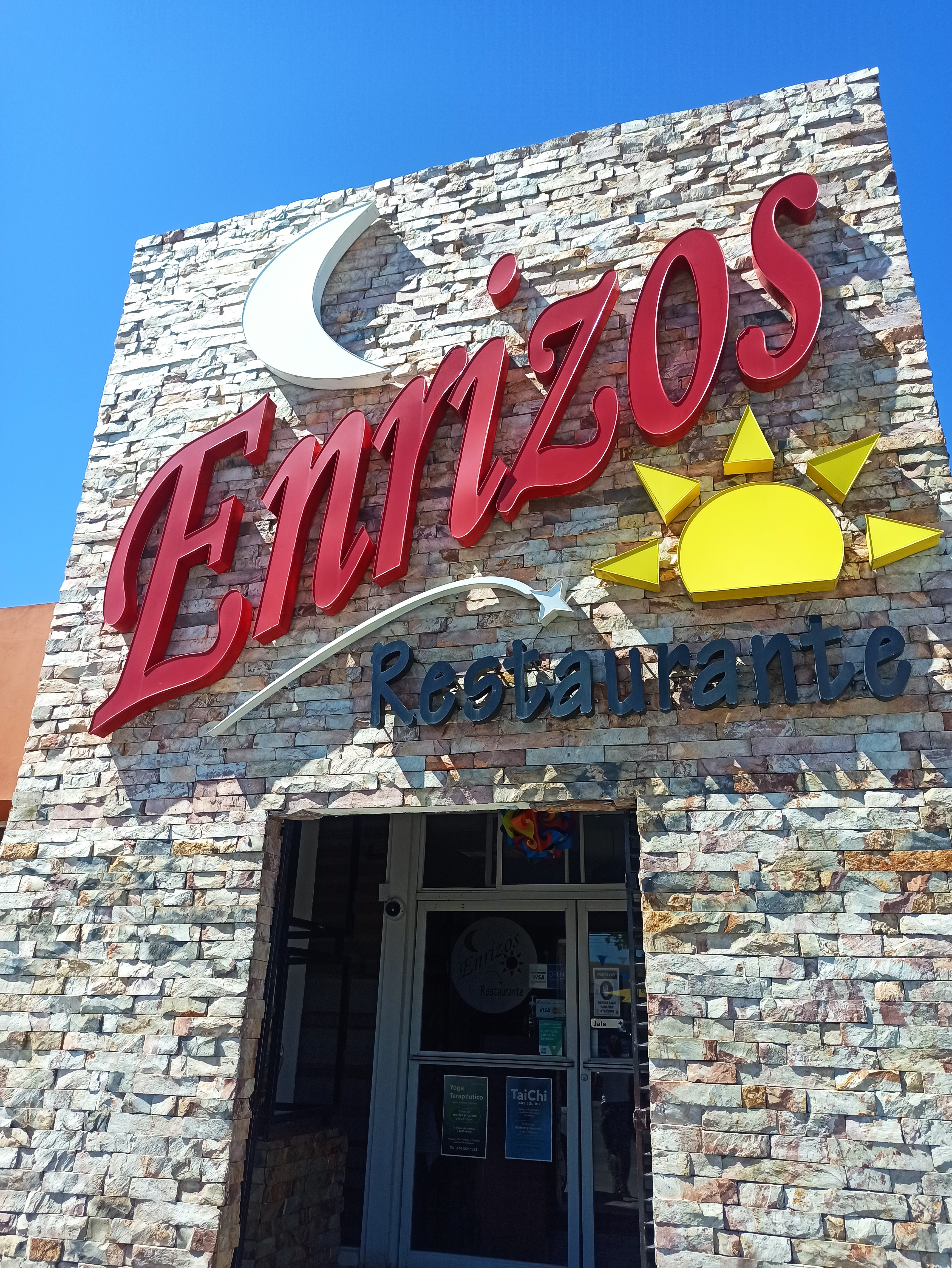 Enrizos Restaurante Mirador image 1