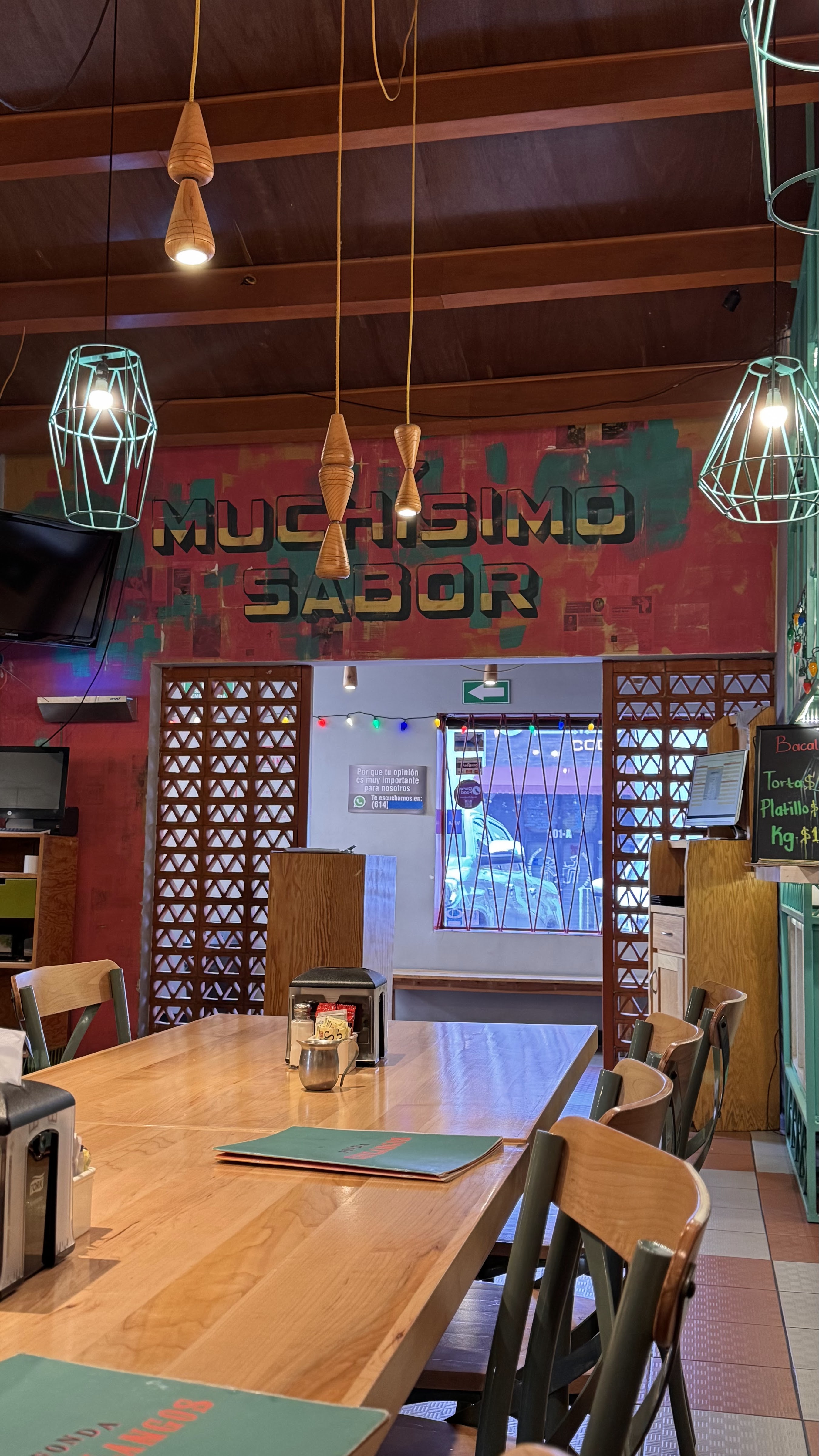 Fonda Chilangos image 4