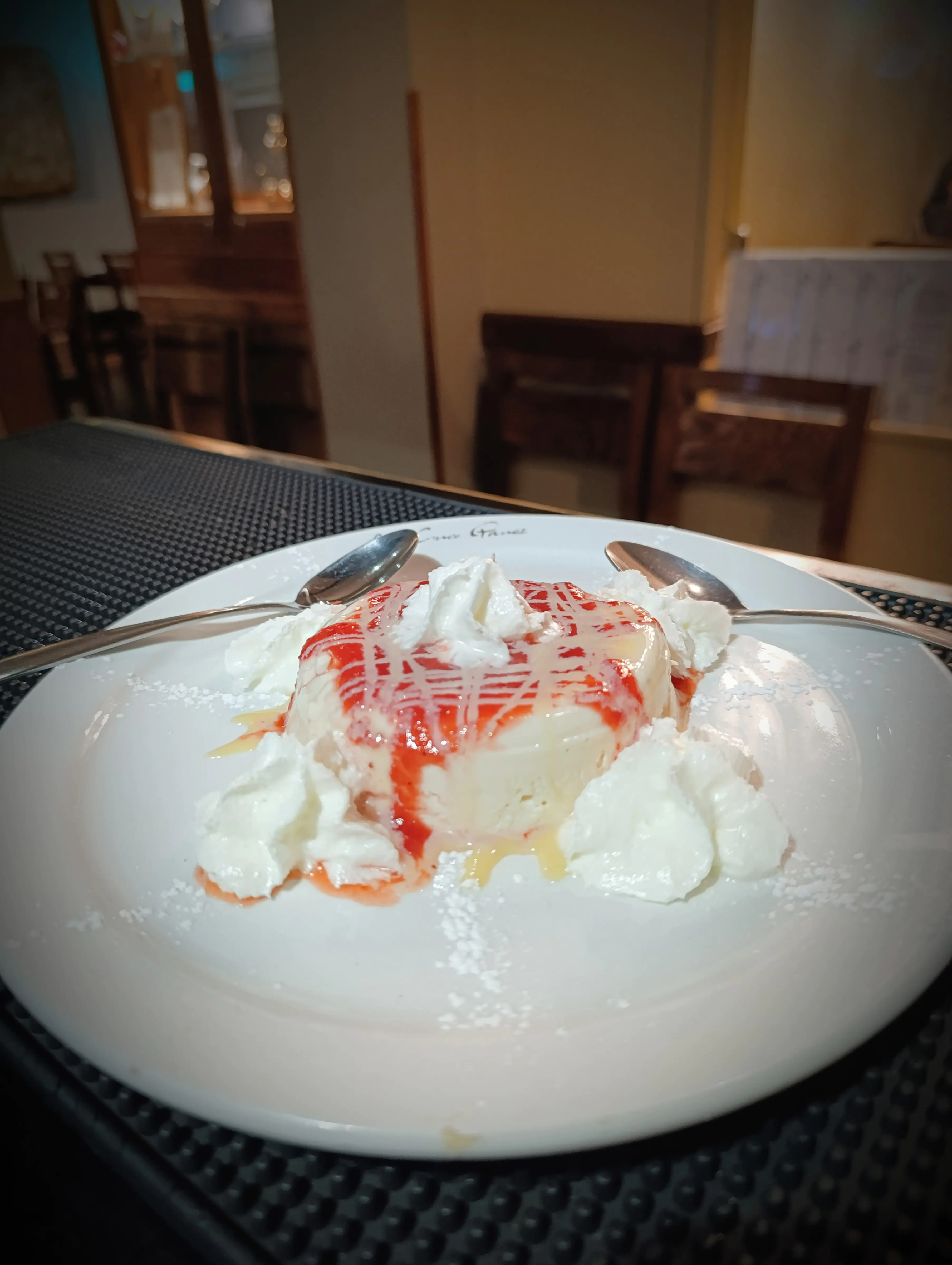 Los Cinco Panes image 8