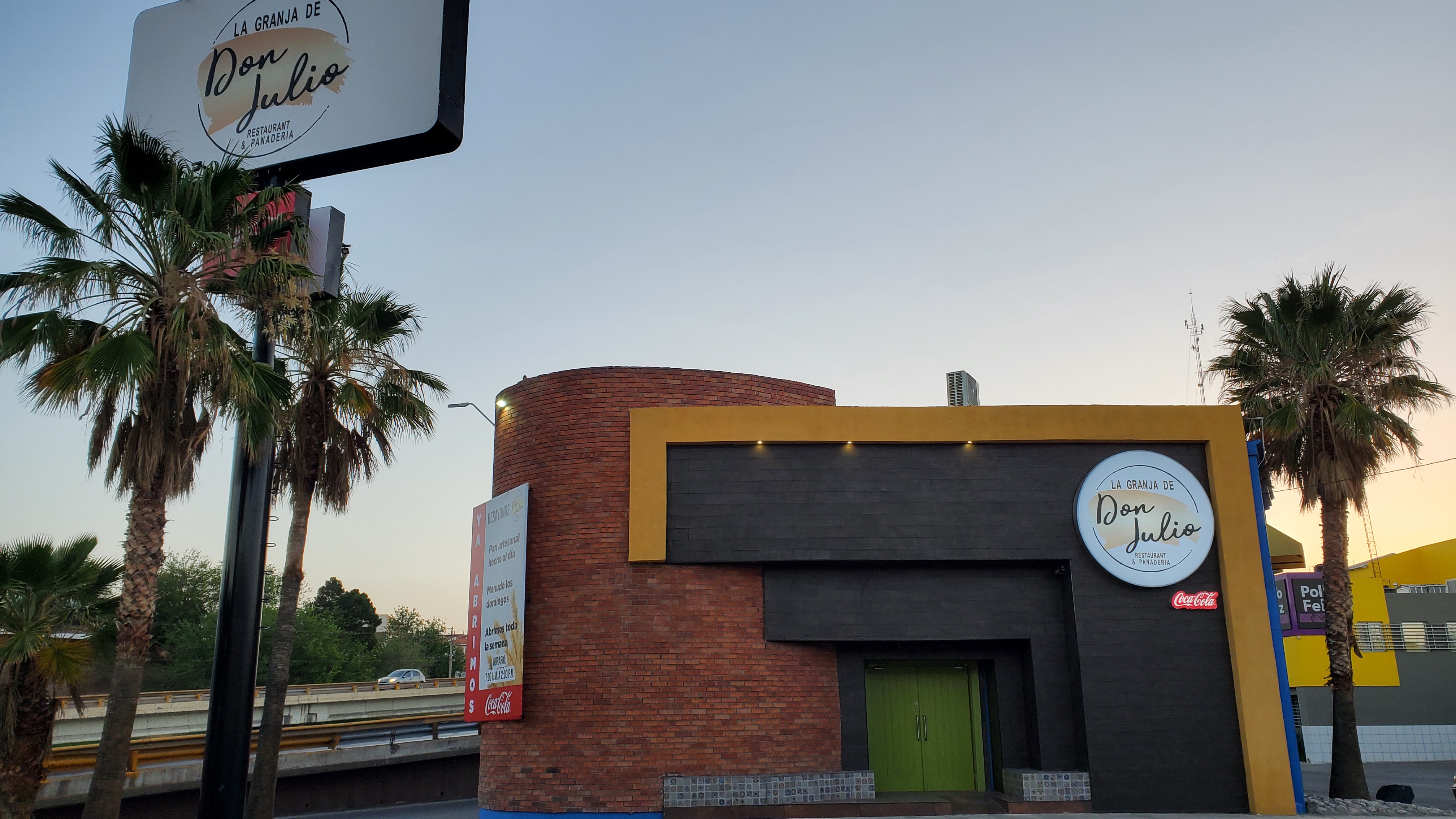 Dulce Mural Restaurante image 5